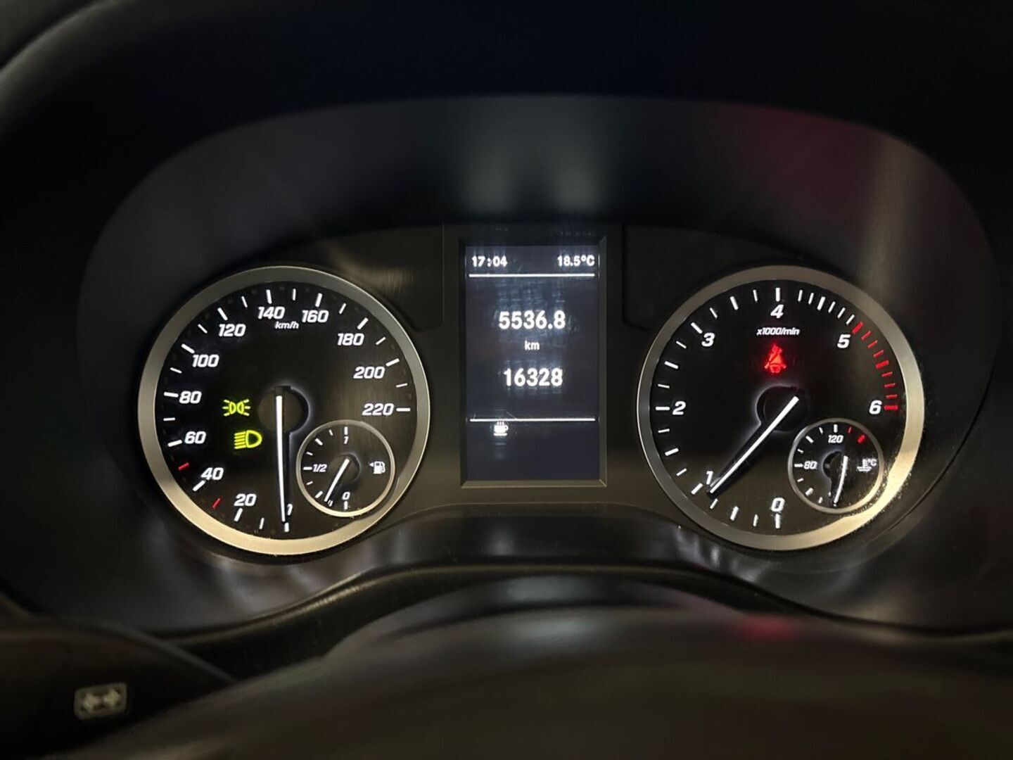 MERCEDES-BENZ Vito 2021