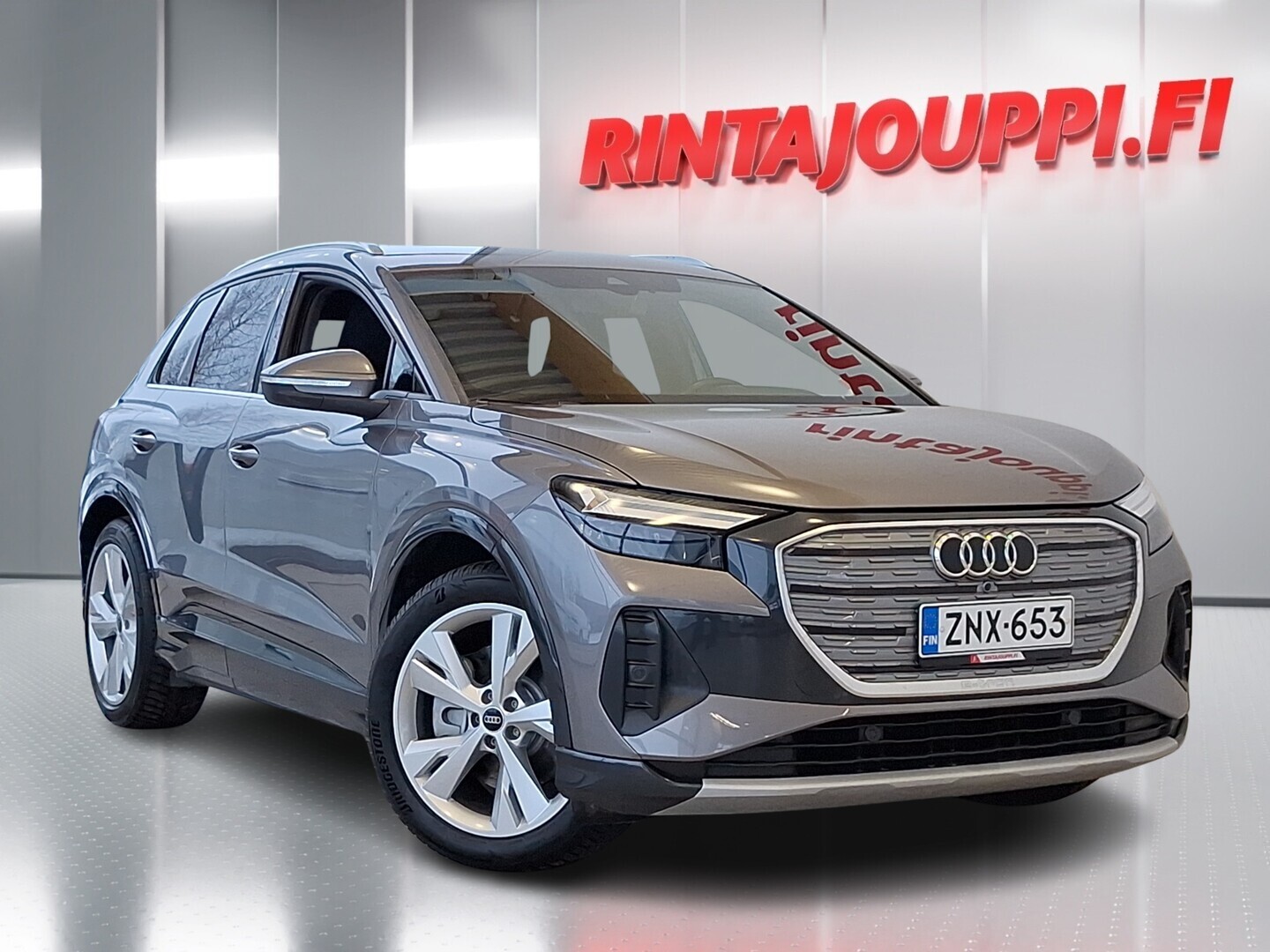 AUDI Q4 e-tron 2022