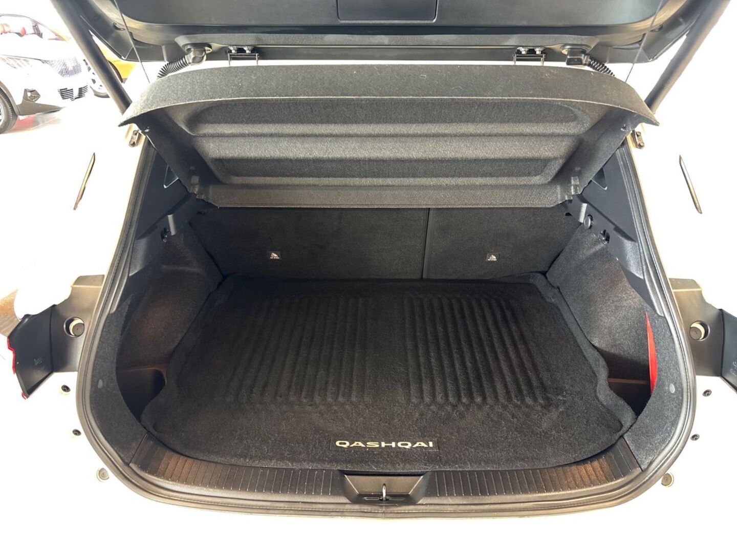 NISSAN Qashqai 2022