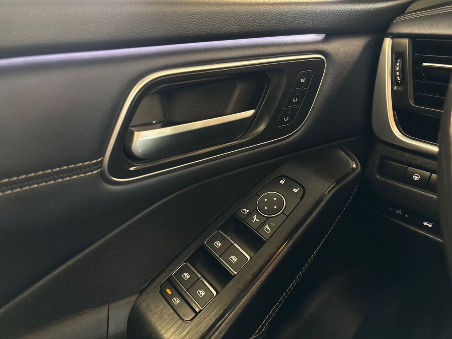 NISSAN Qashqai 2022