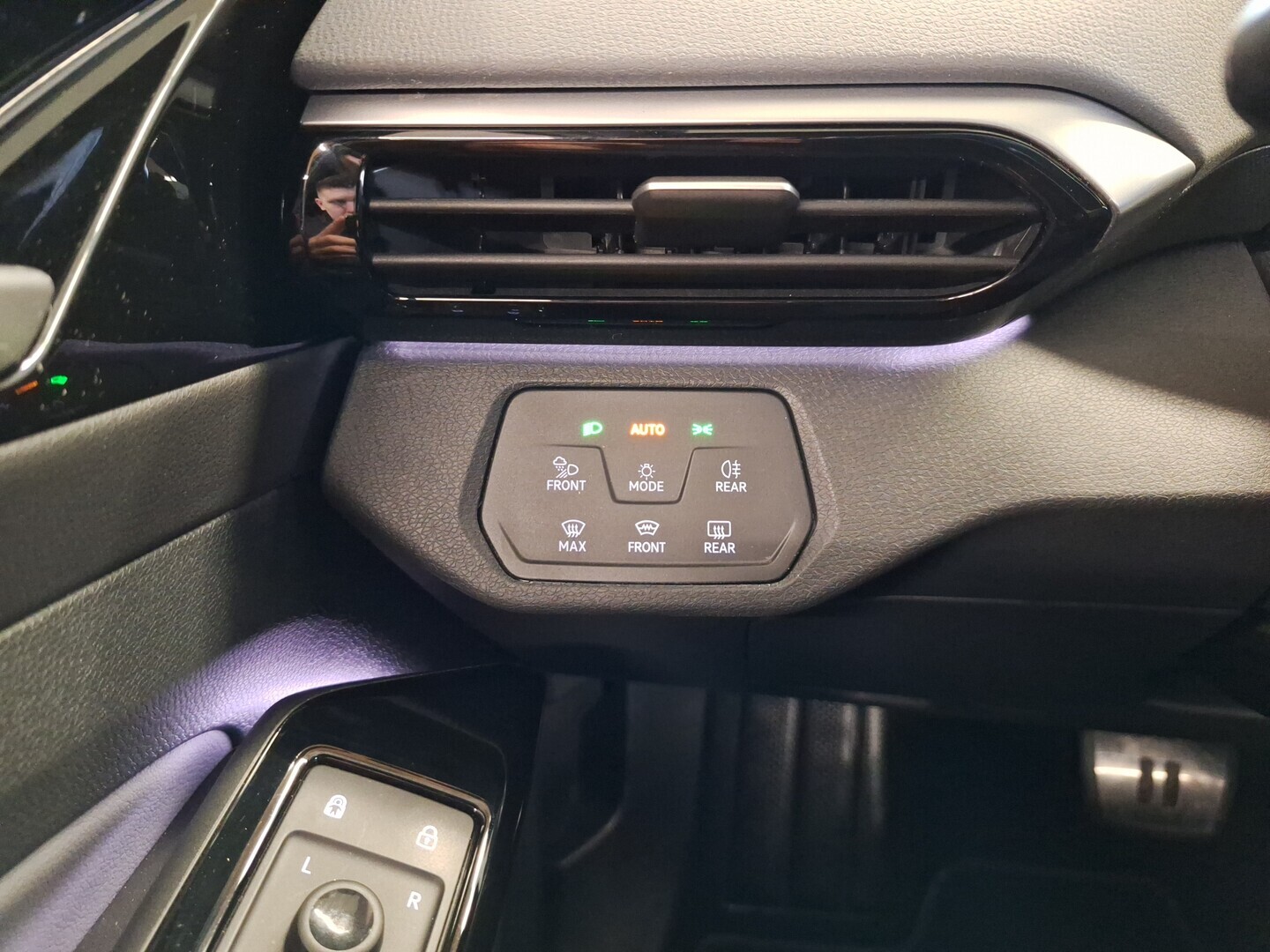 VOLKSWAGEN ID.4 2023