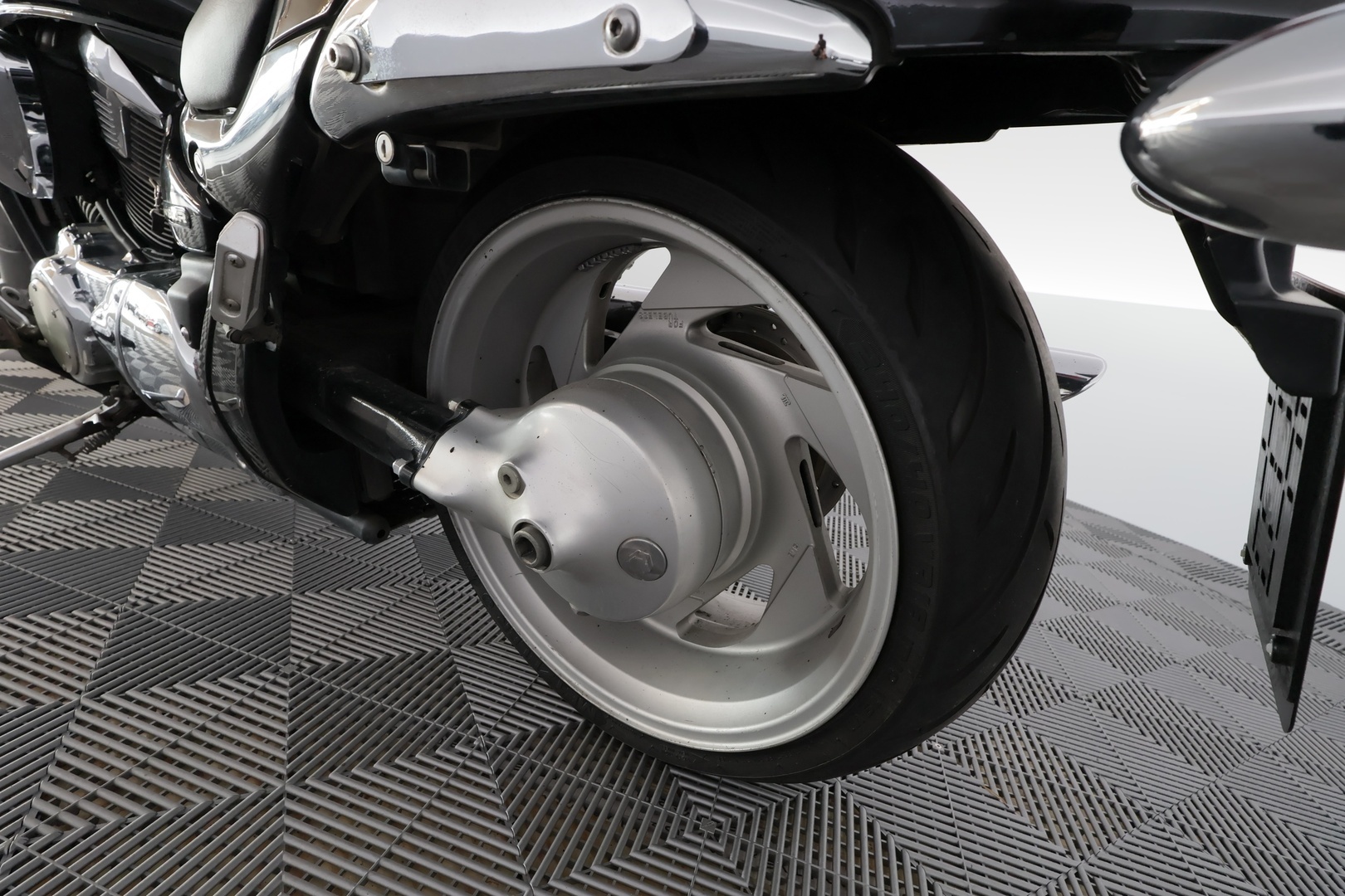 SUZUKI INTRUDER 2008