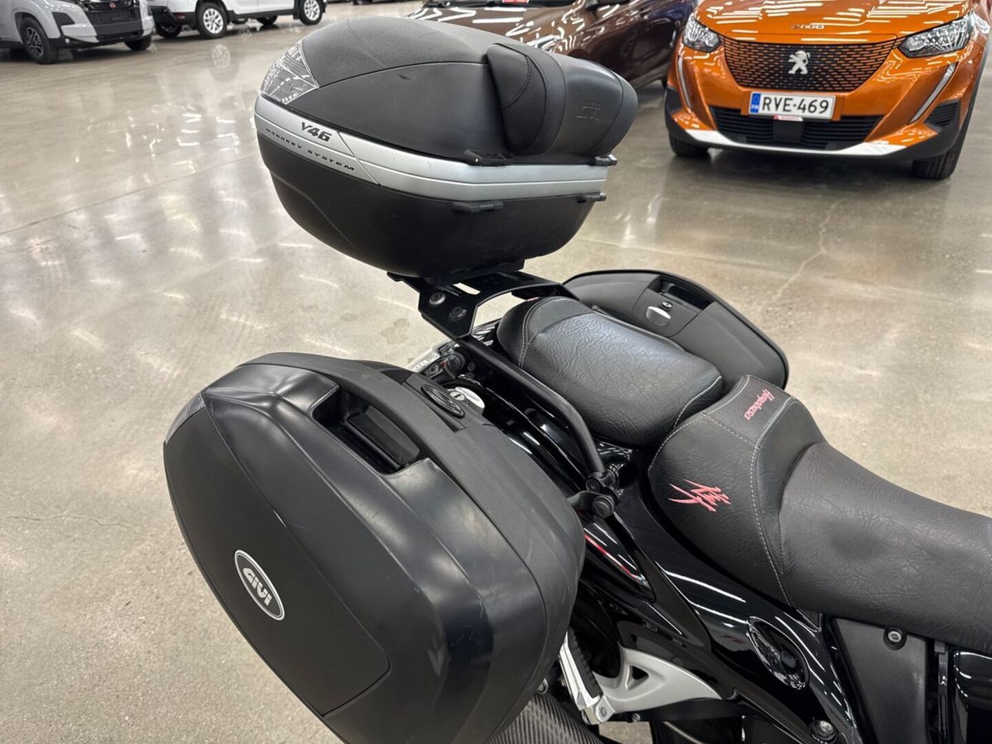 SUZUKI GSX 2011