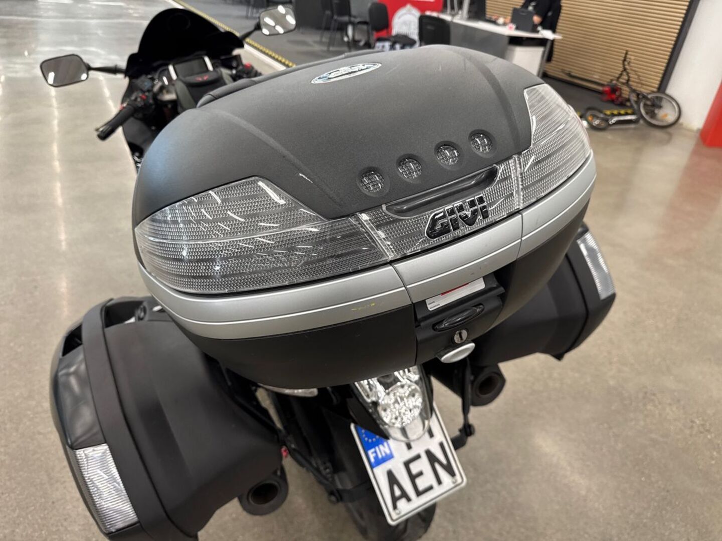 SUZUKI GSX 2011