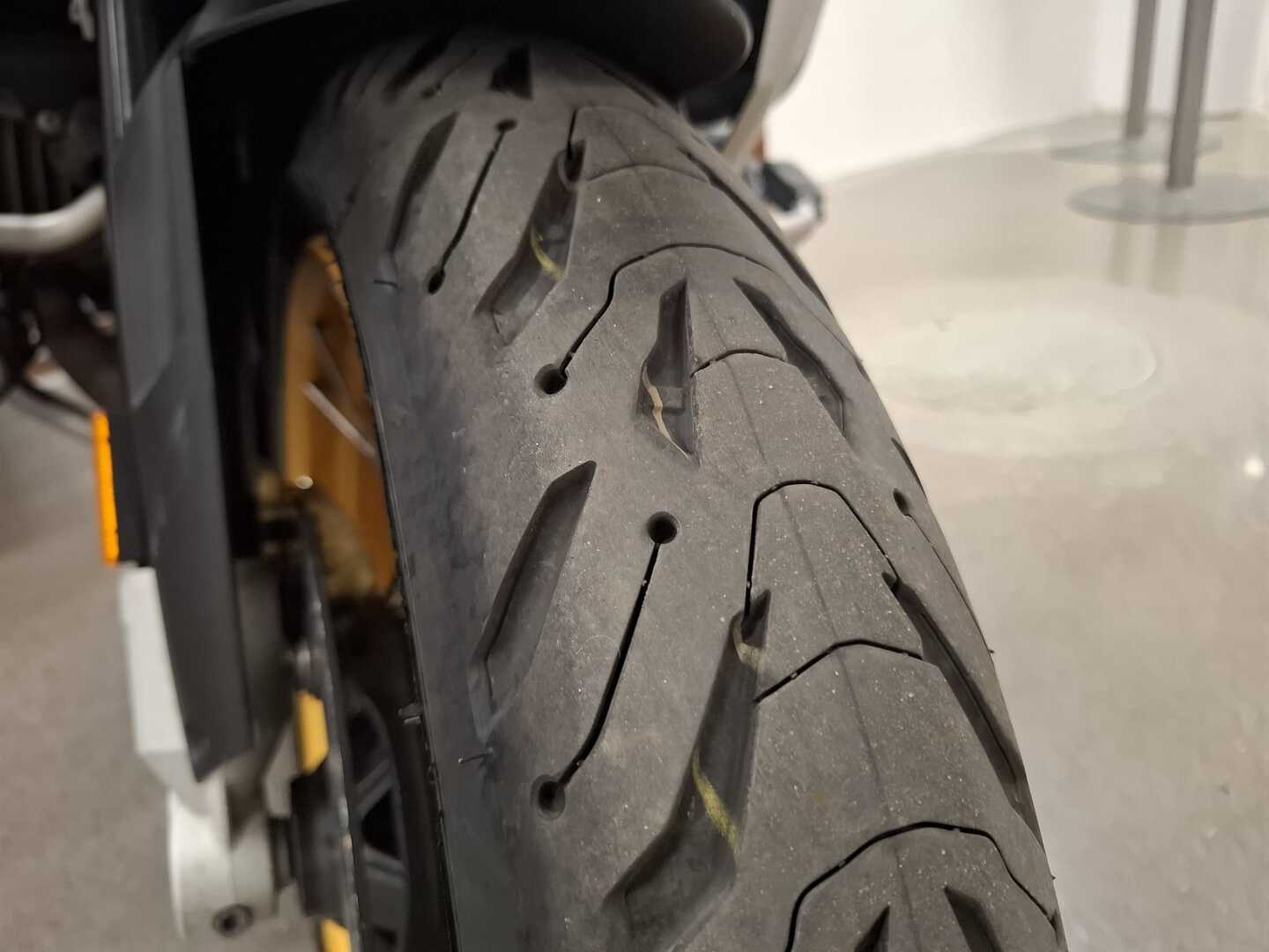 BMW R 2019