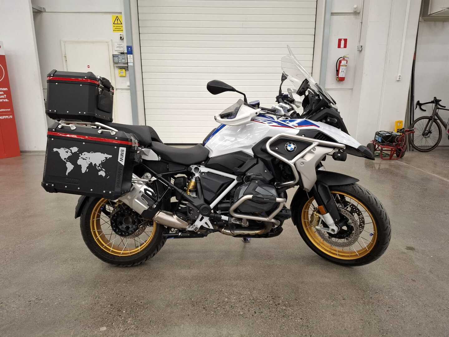 BMW R 2019