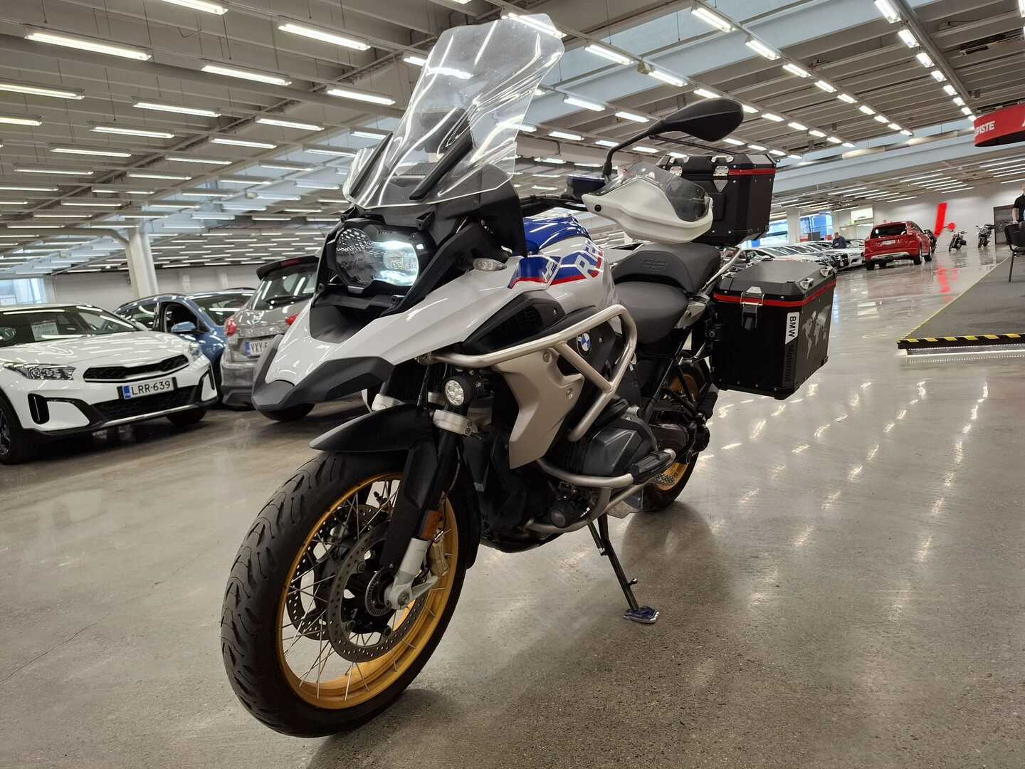 BMW R 2019