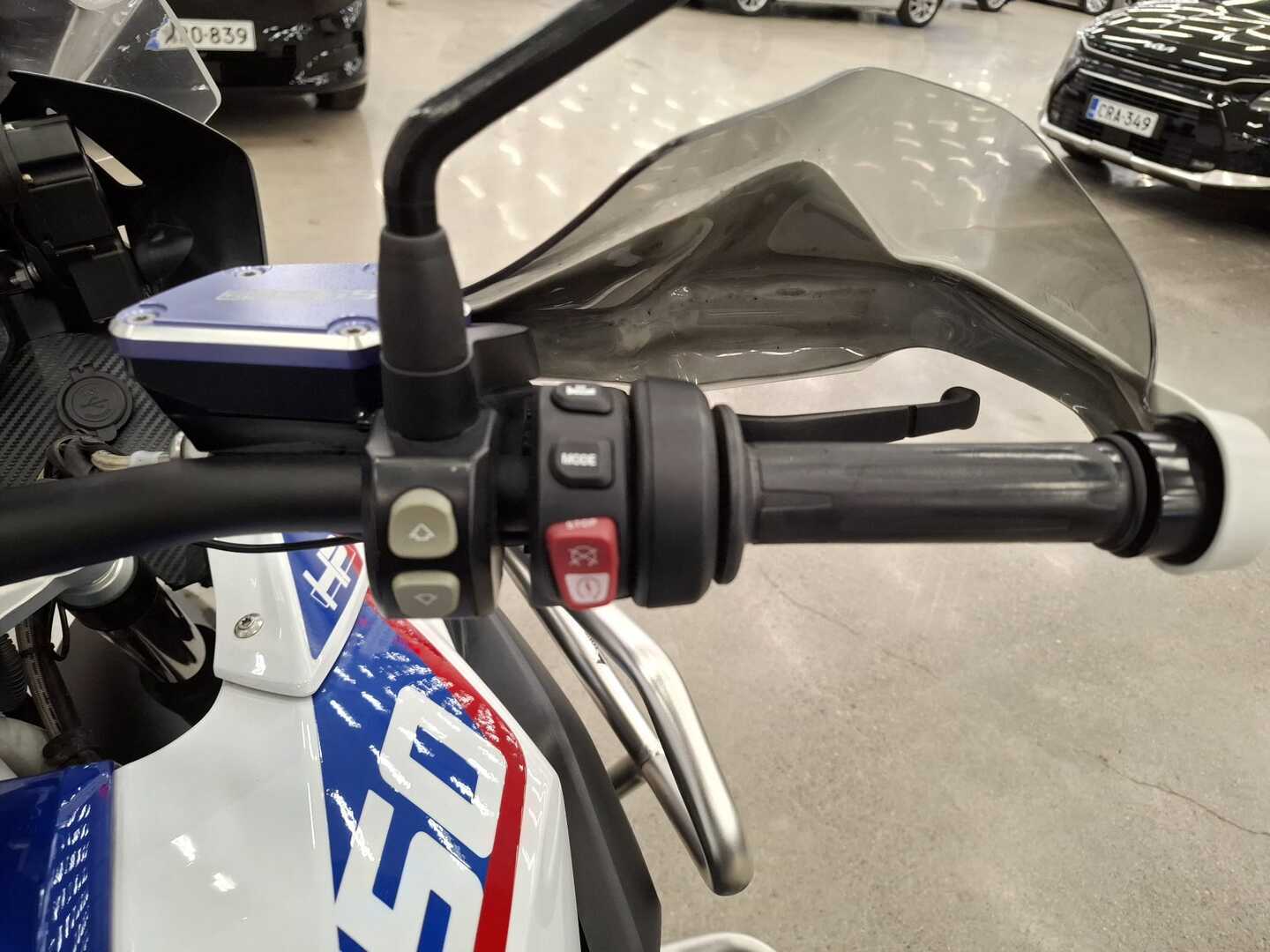 BMW R 2019