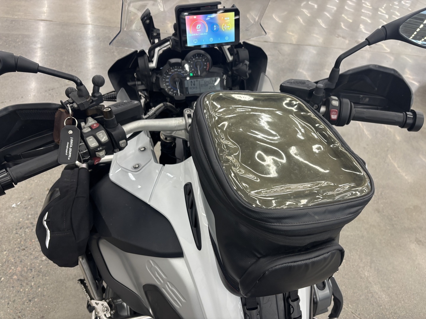 BMW R 2018