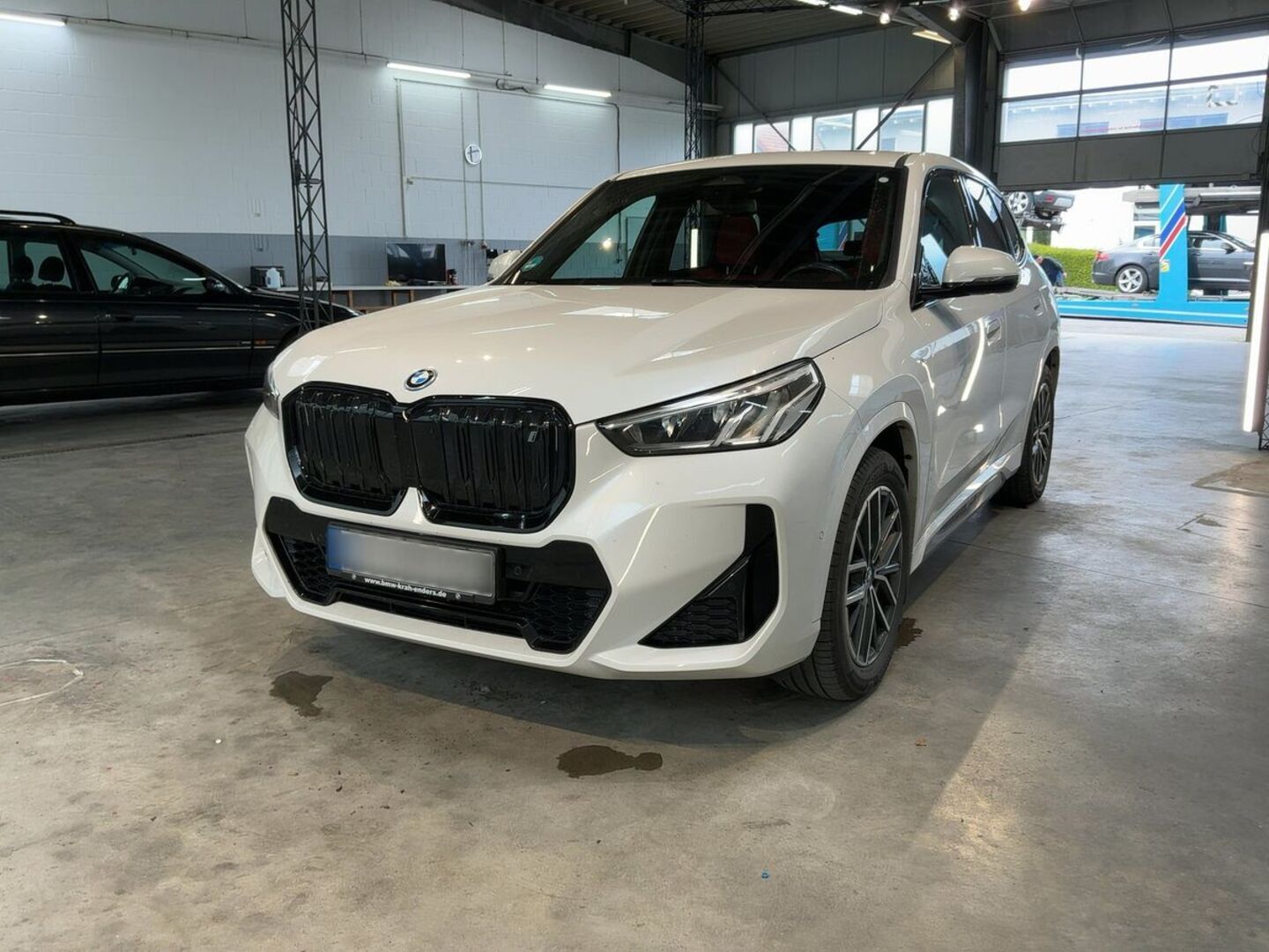 BMW iX1 2023