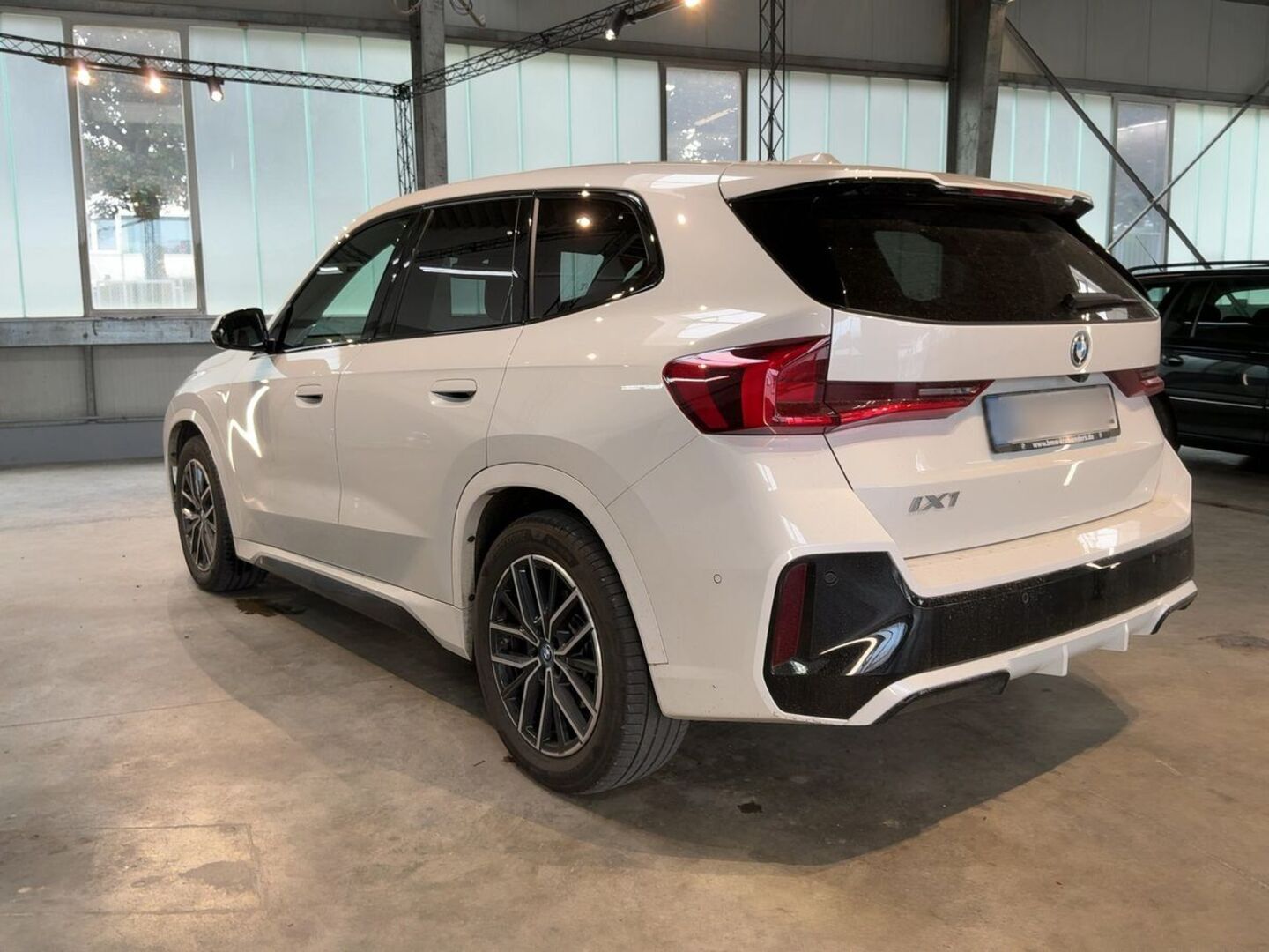 BMW iX1 2023