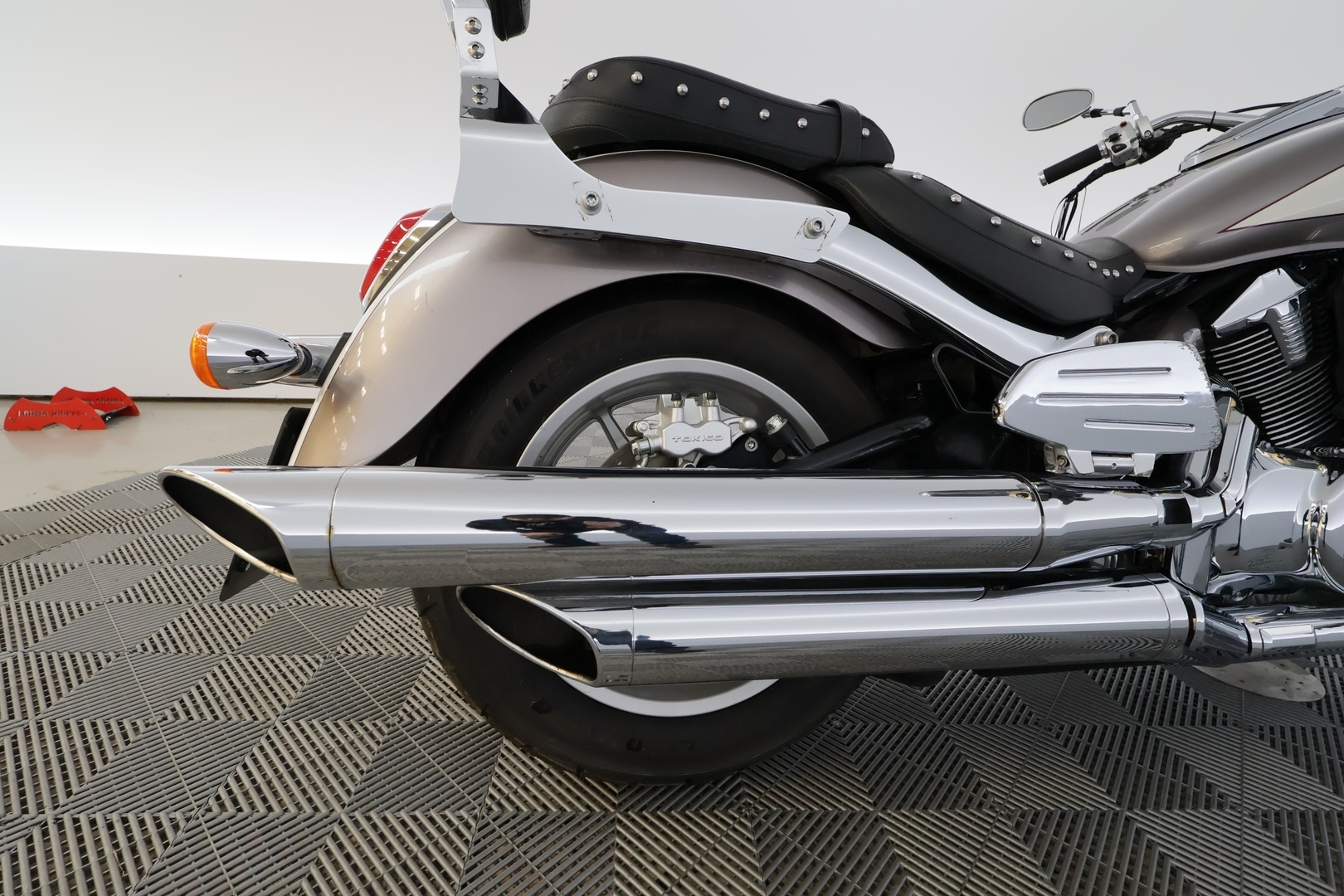 SUZUKI INTRUDER 2011