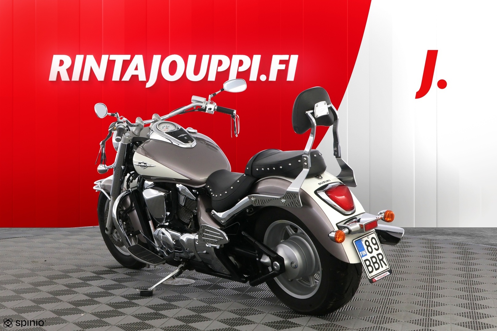 SUZUKI INTRUDER 2011