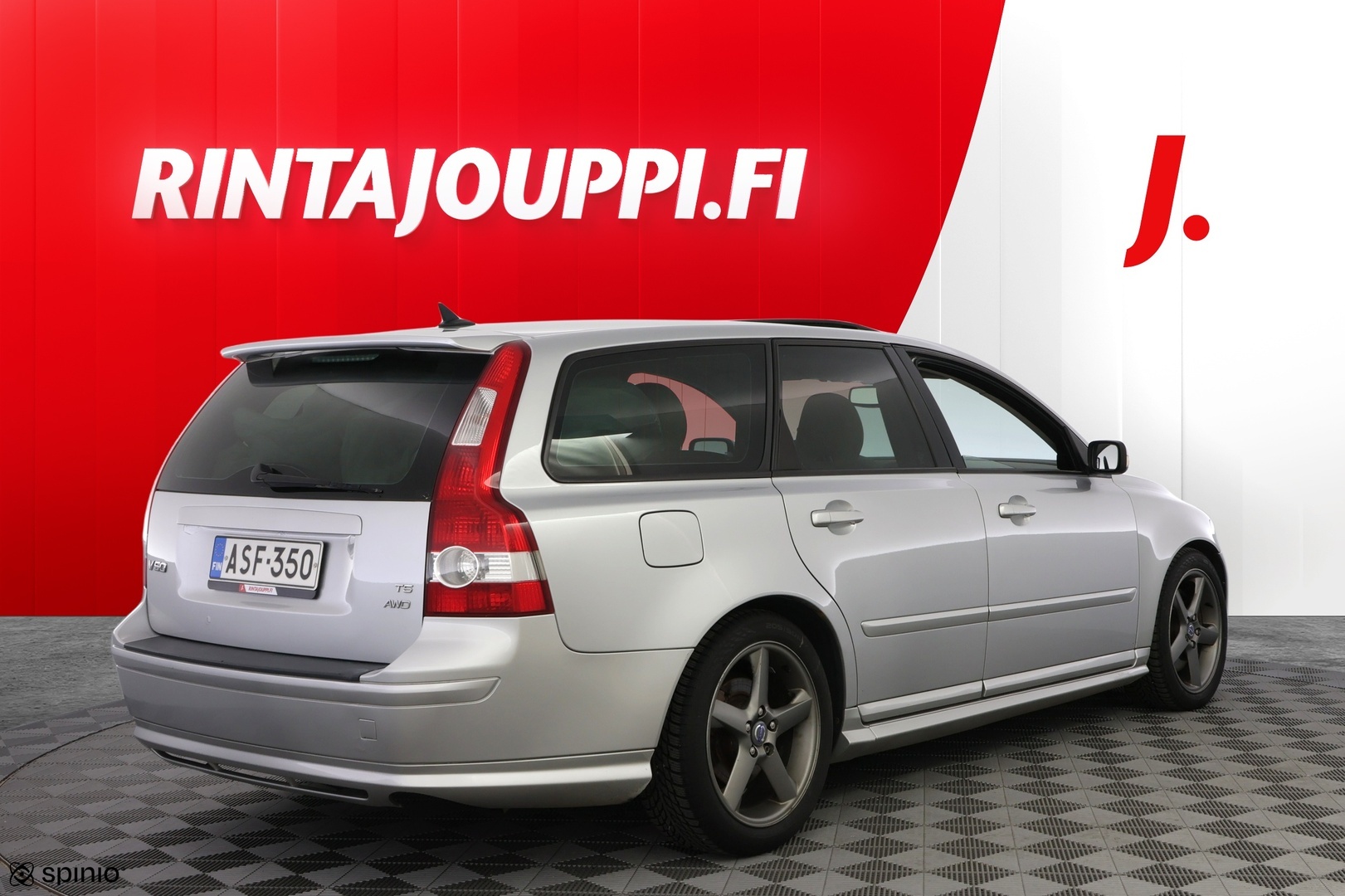 VOLVO V50 2004