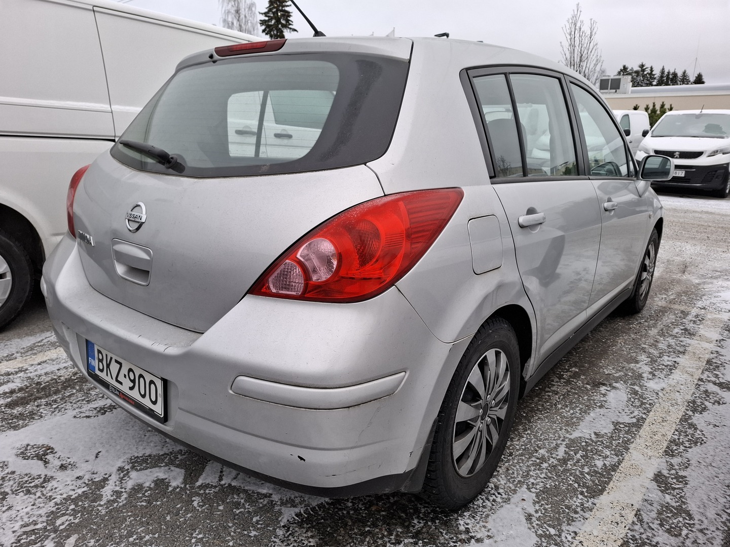 NISSAN Tiida 2009