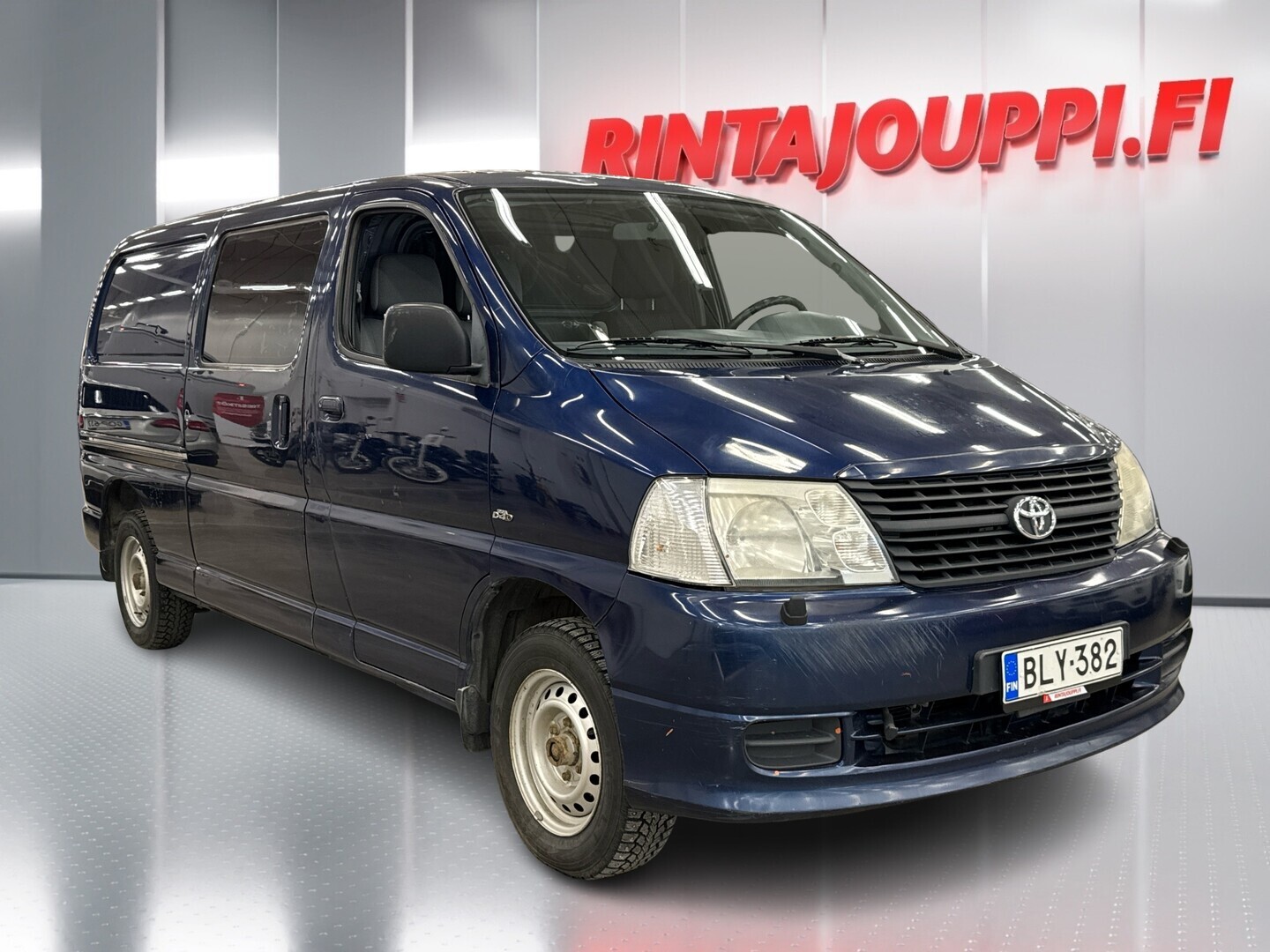 TOYOTA Hiace 2008