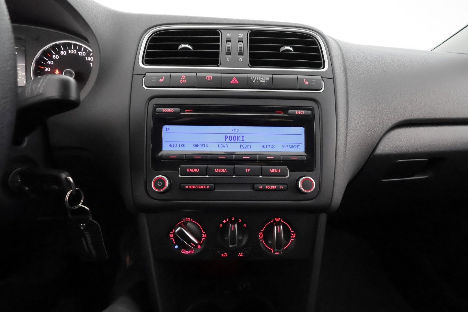 VOLKSWAGEN Polo 2010