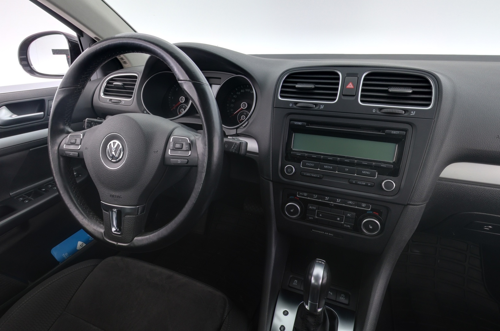 VOLKSWAGEN Golf 2011