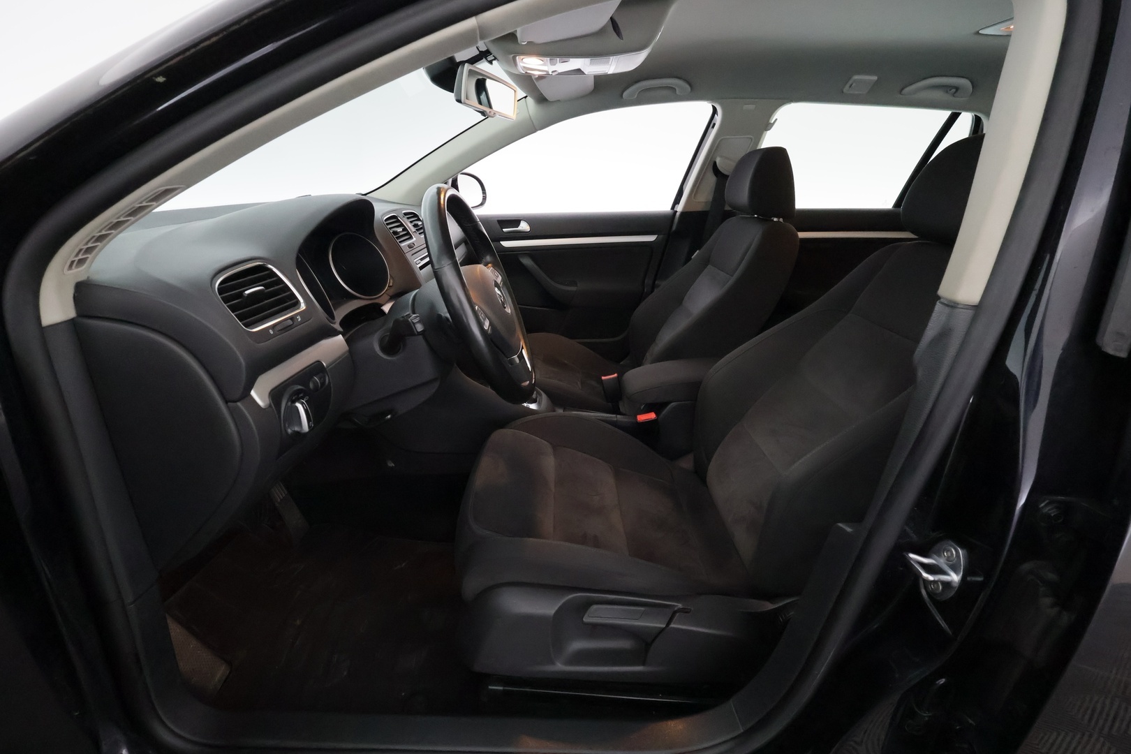 VOLKSWAGEN Golf 2011