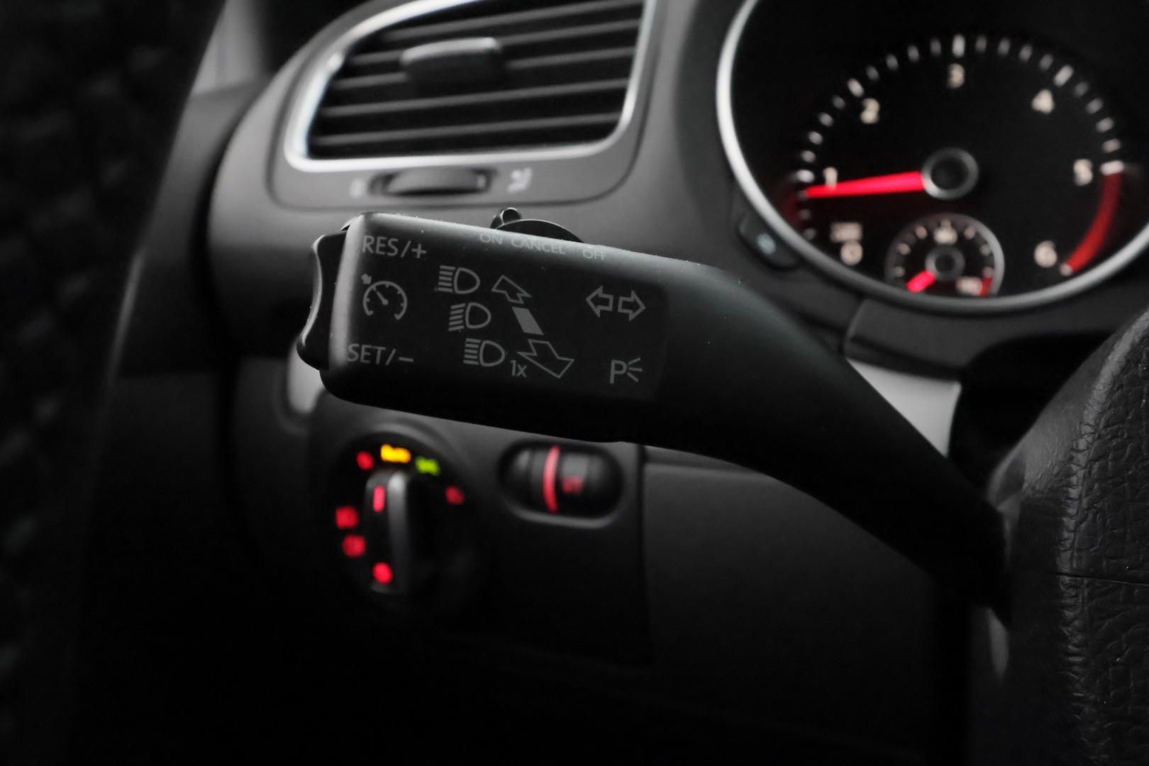 VOLKSWAGEN Golf 2011