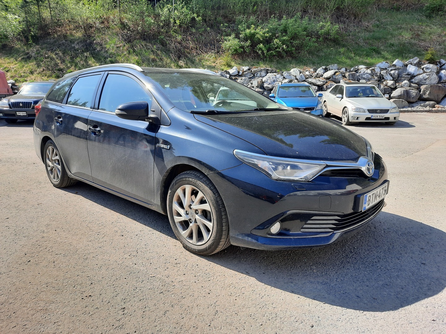 TOYOTA Auris 2015