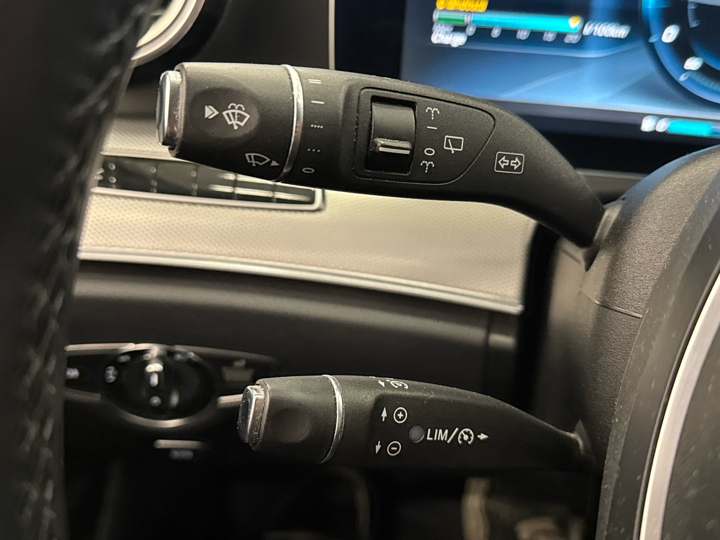 MERCEDES-BENZ E 2016