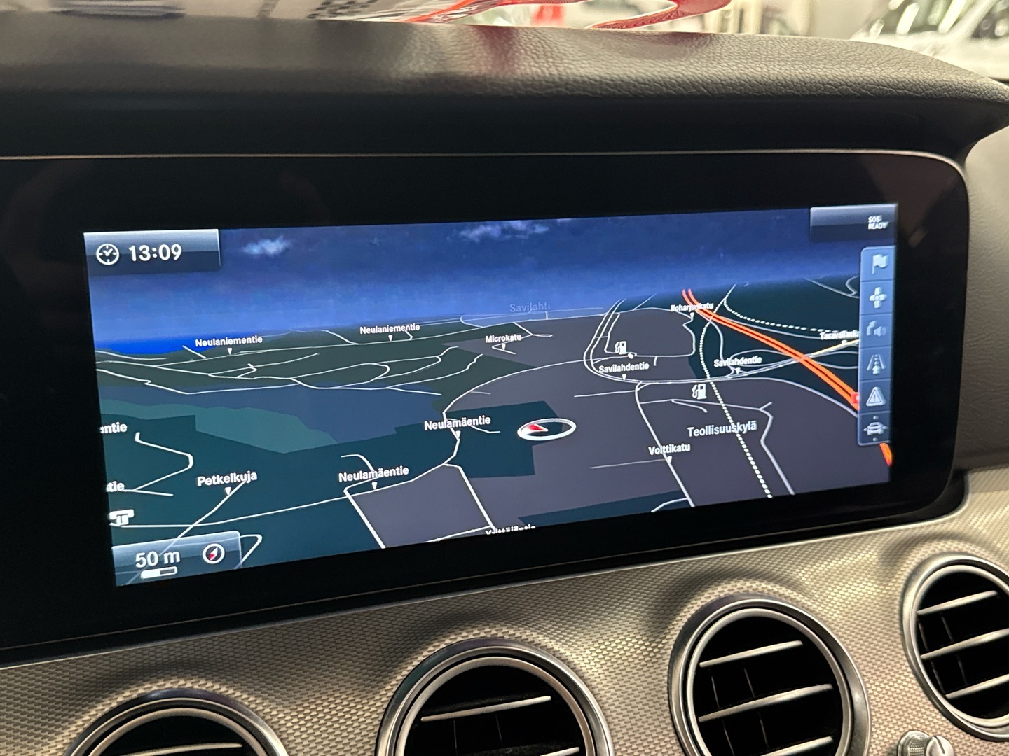 MERCEDES-BENZ E 2016