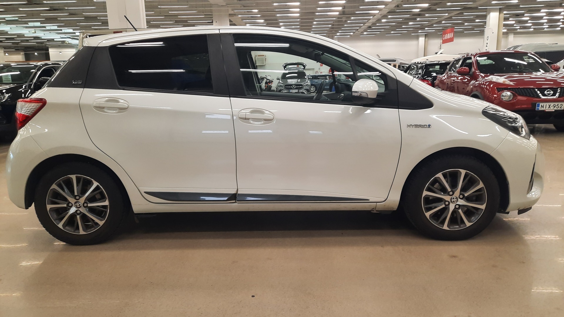 TOYOTA Yaris 2019