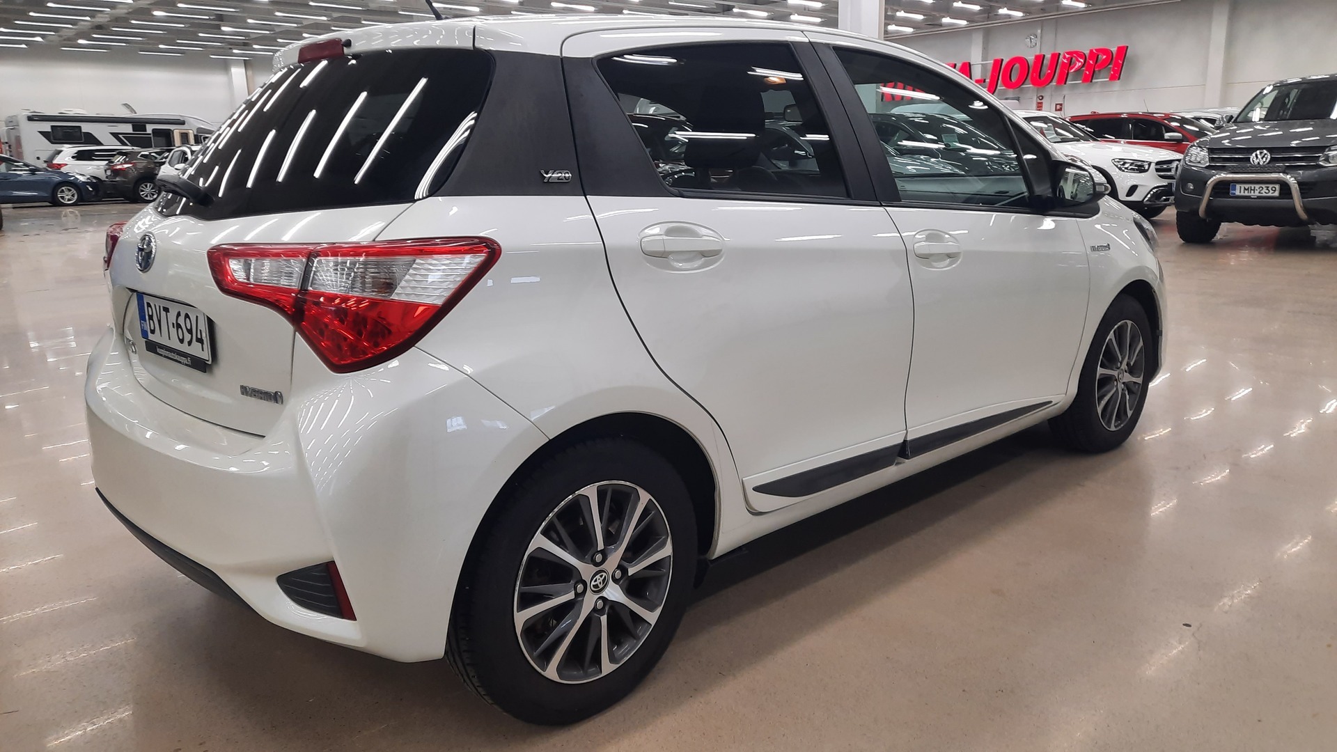 TOYOTA Yaris 2019
