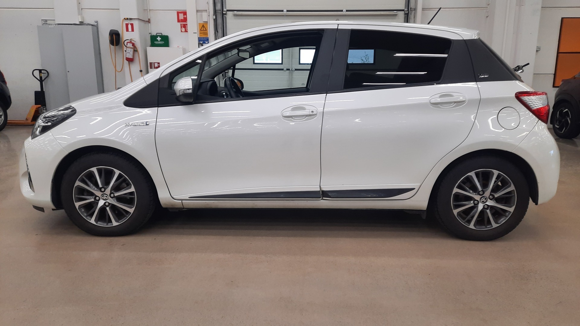 TOYOTA Yaris 2019