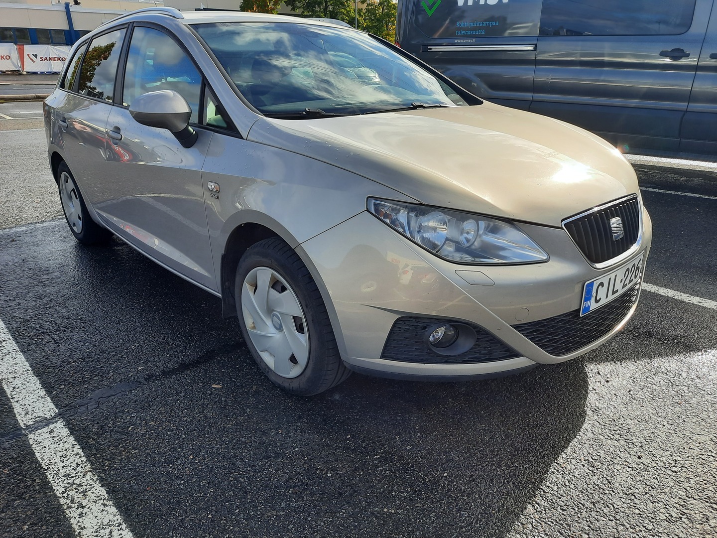 SEAT Ibiza ST 2011