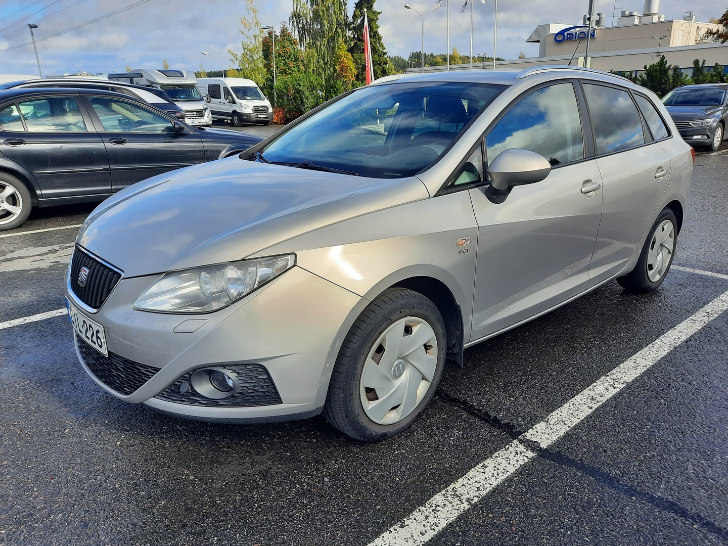 SEAT Ibiza ST 2011