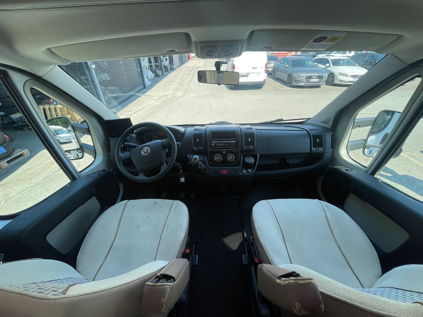 CARADO T 448 2013
