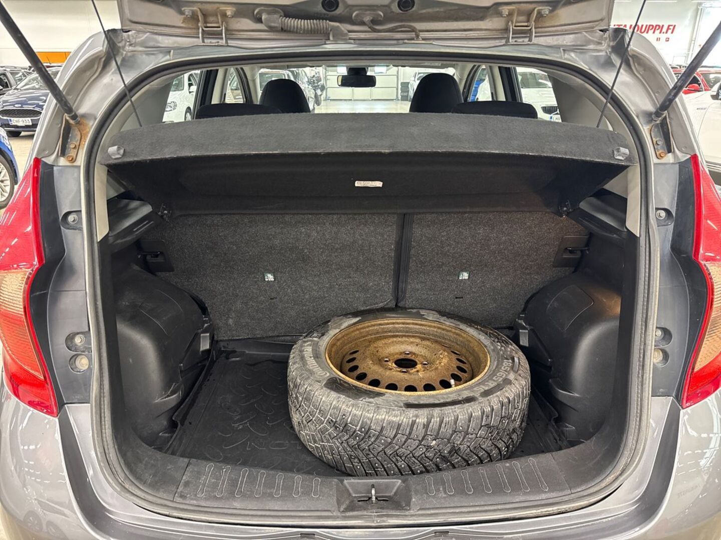 NISSAN Note 2015