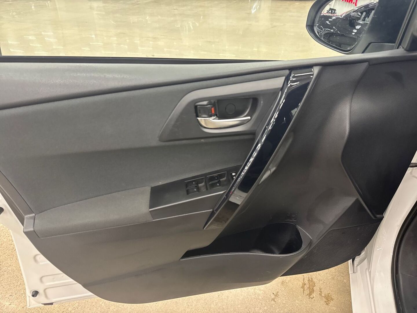 TOYOTA Auris 2017