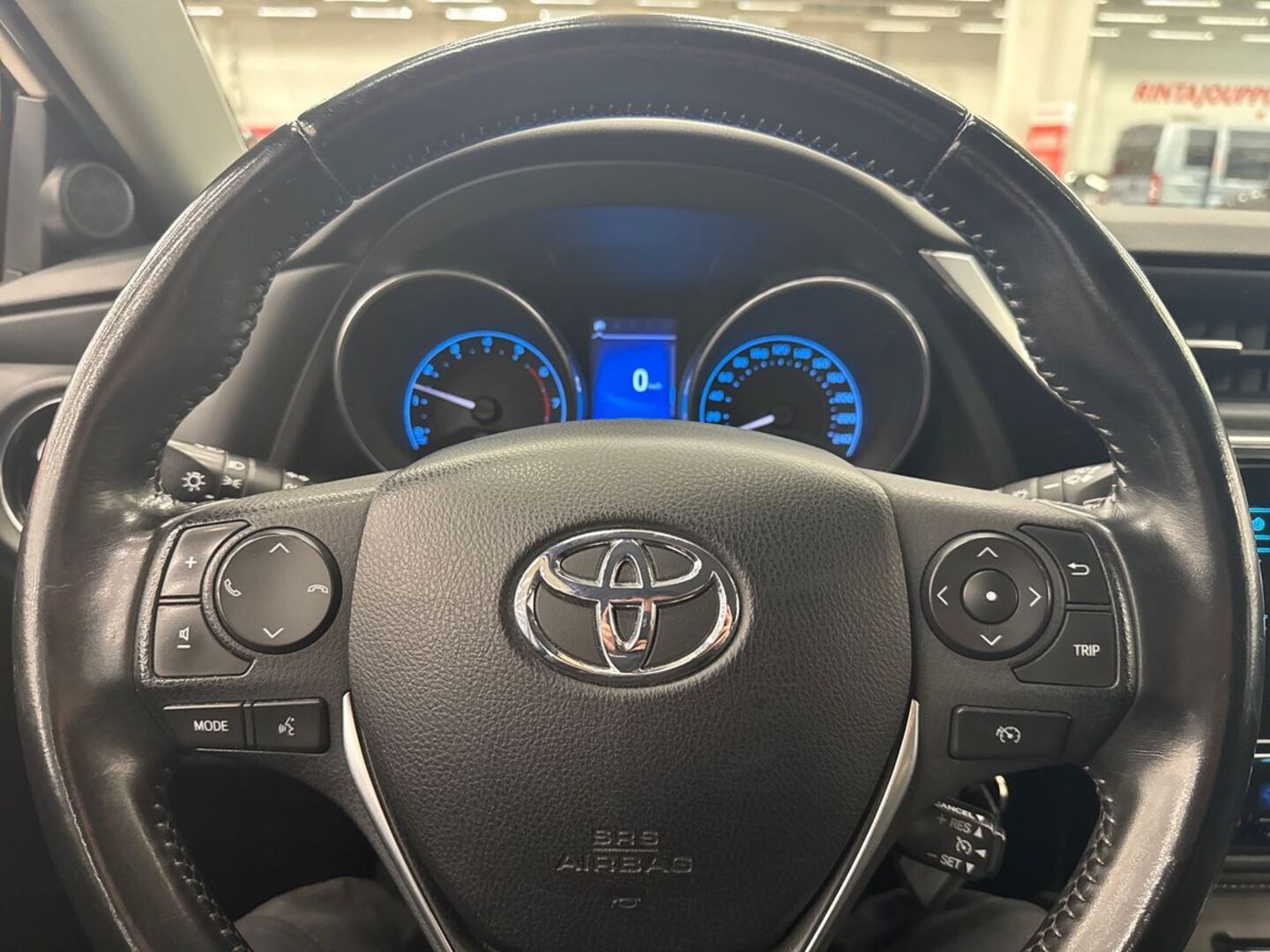 TOYOTA Auris 2017