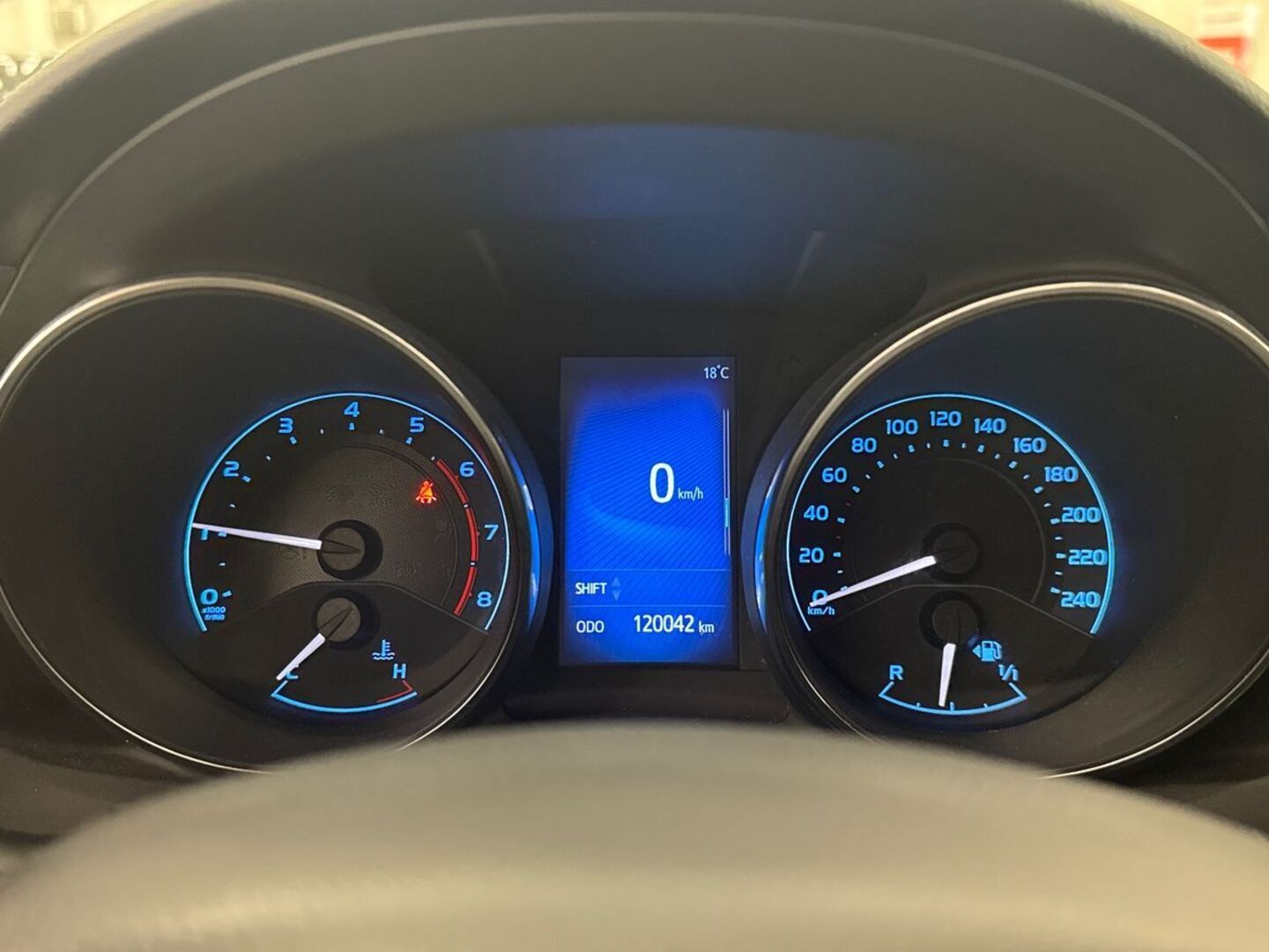 TOYOTA Auris 2017
