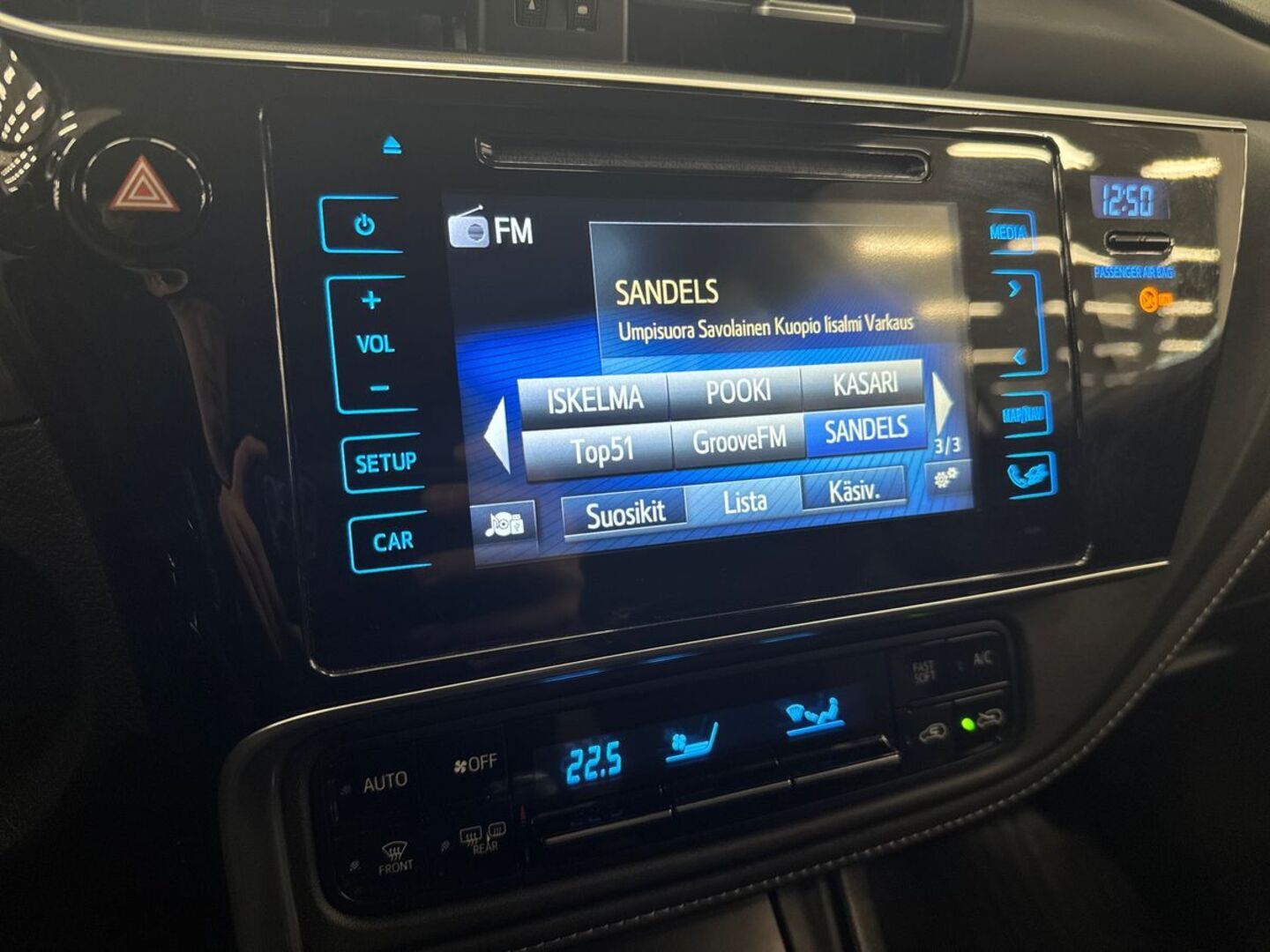 TOYOTA Auris 2017