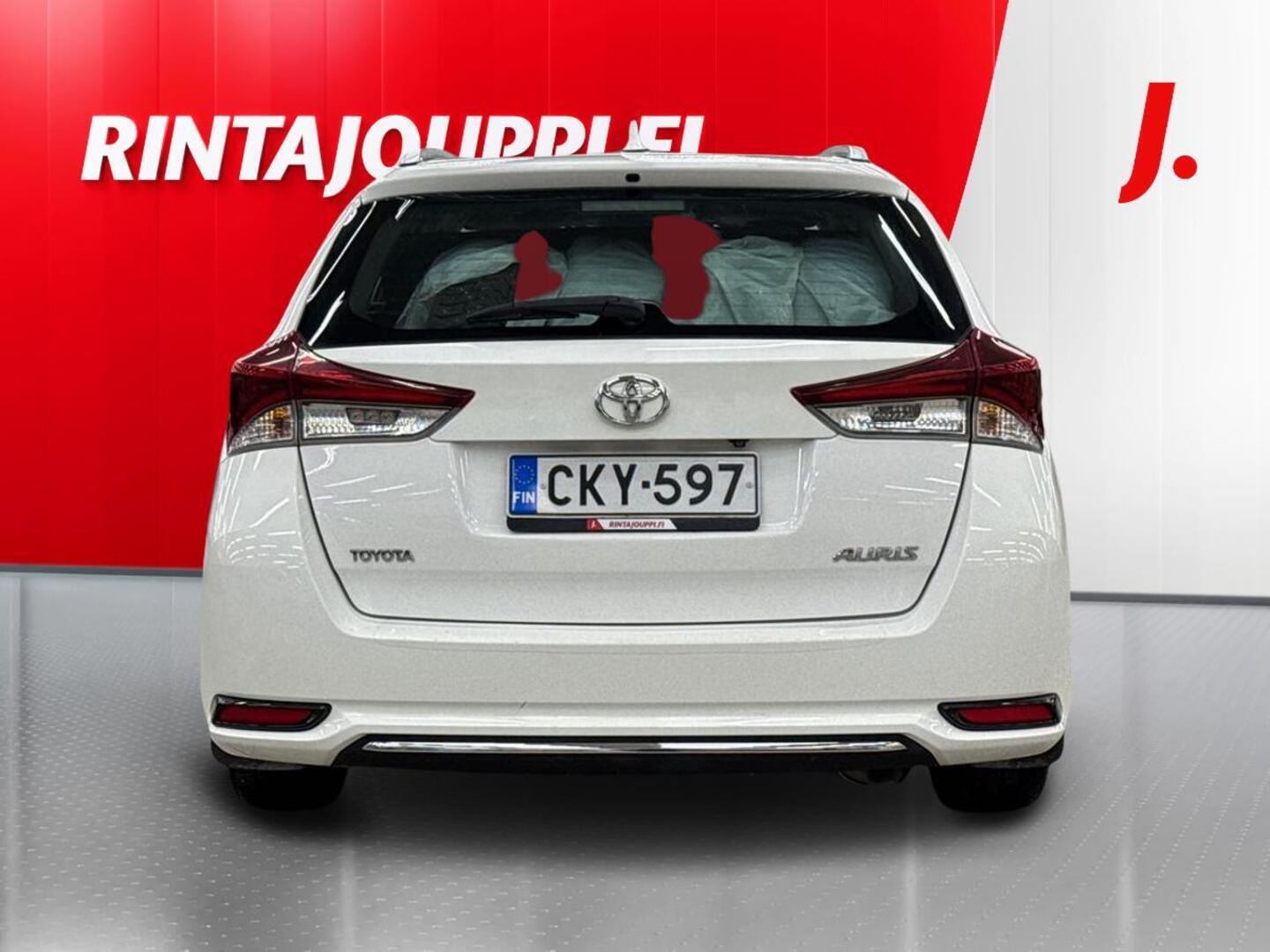 TOYOTA Auris 2017