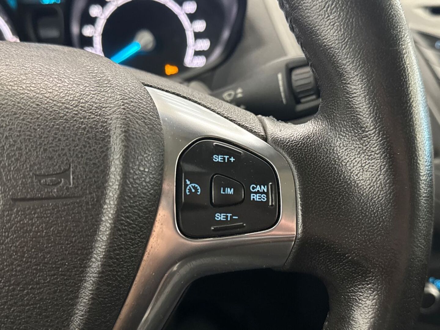 FORD Transit Courier 2018