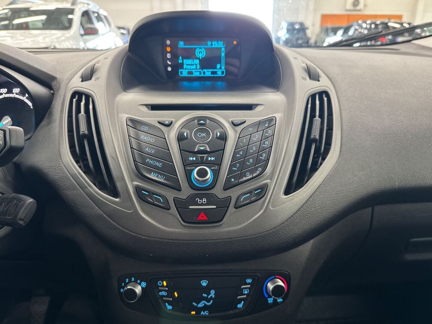 FORD Transit Courier 2018