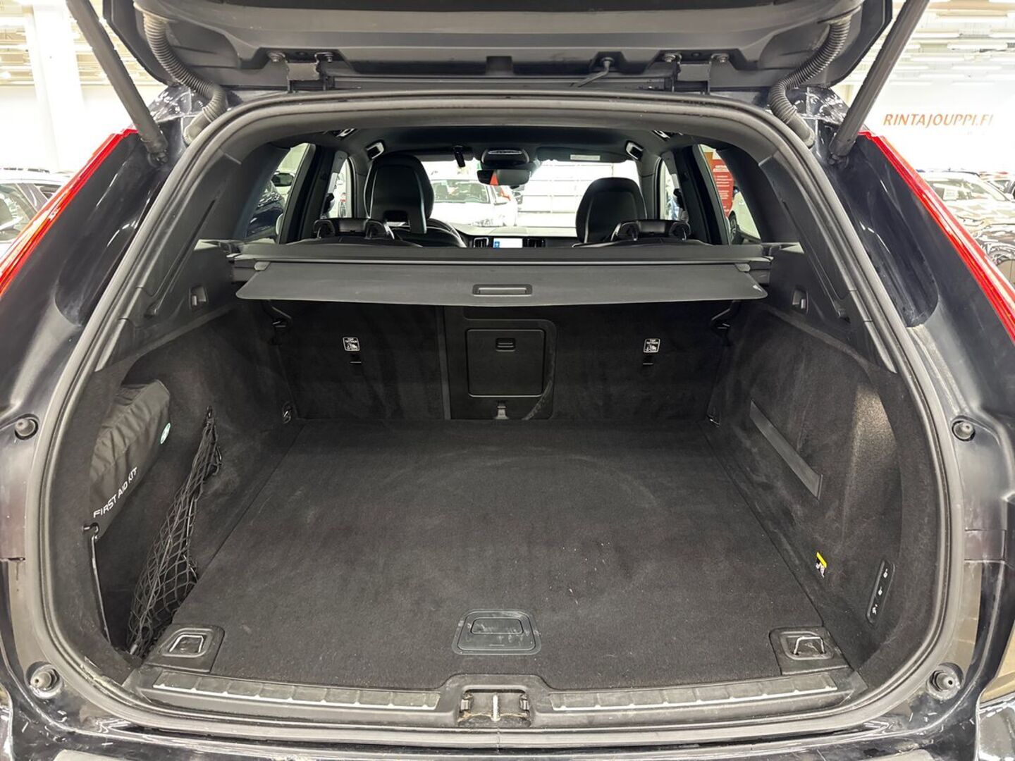 VOLVO XC60 2018