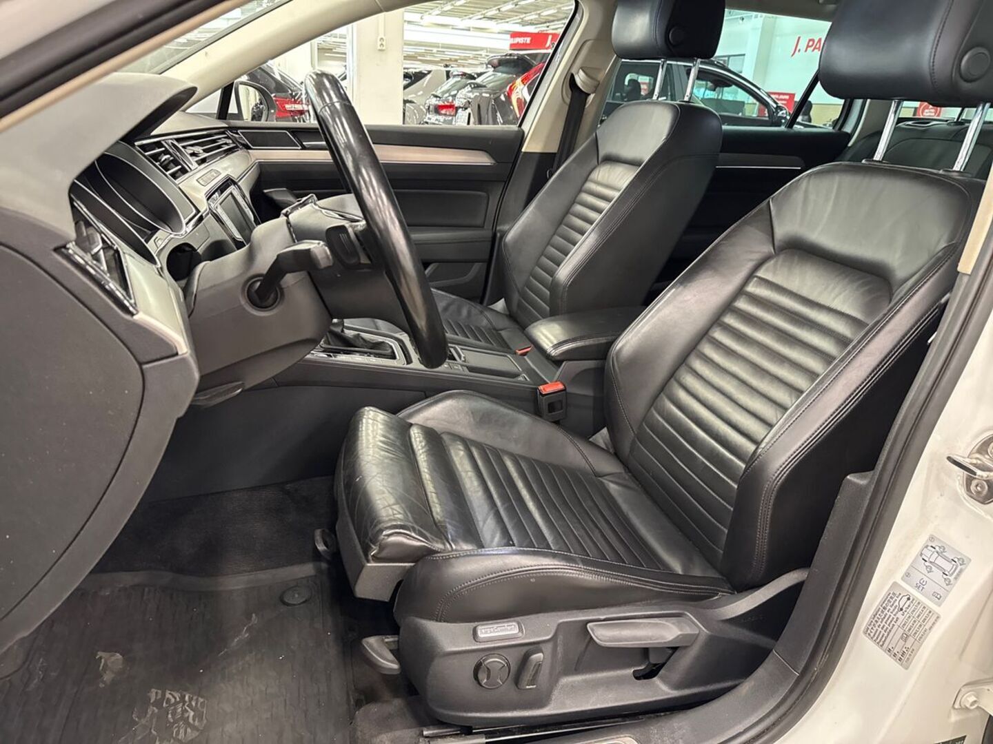 VOLKSWAGEN Passat 2015