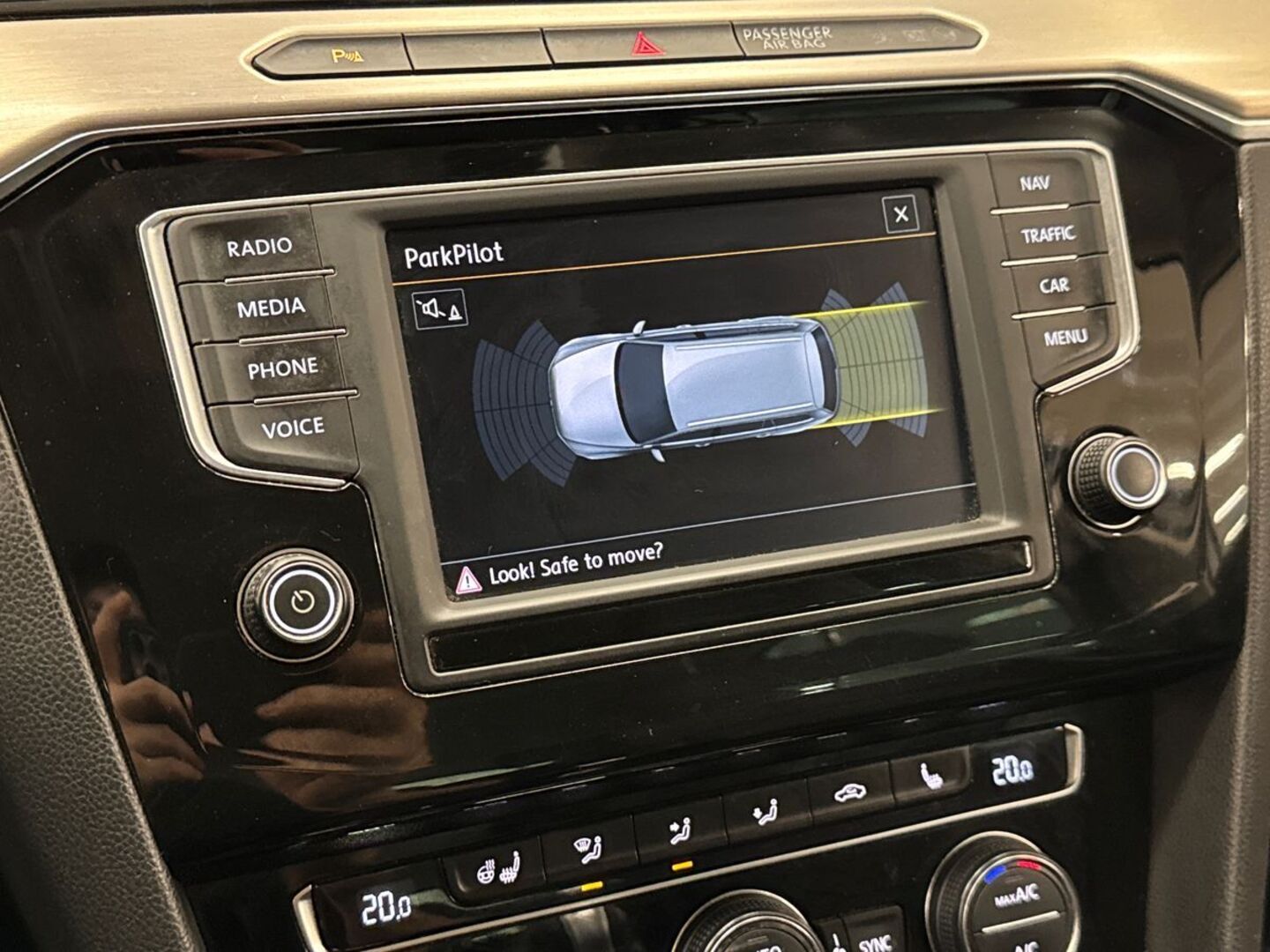 VOLKSWAGEN Passat 2015