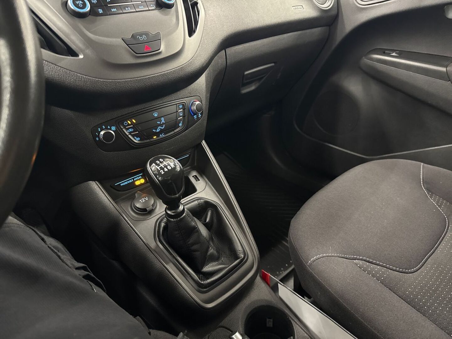 FORD Transit Courier 2019