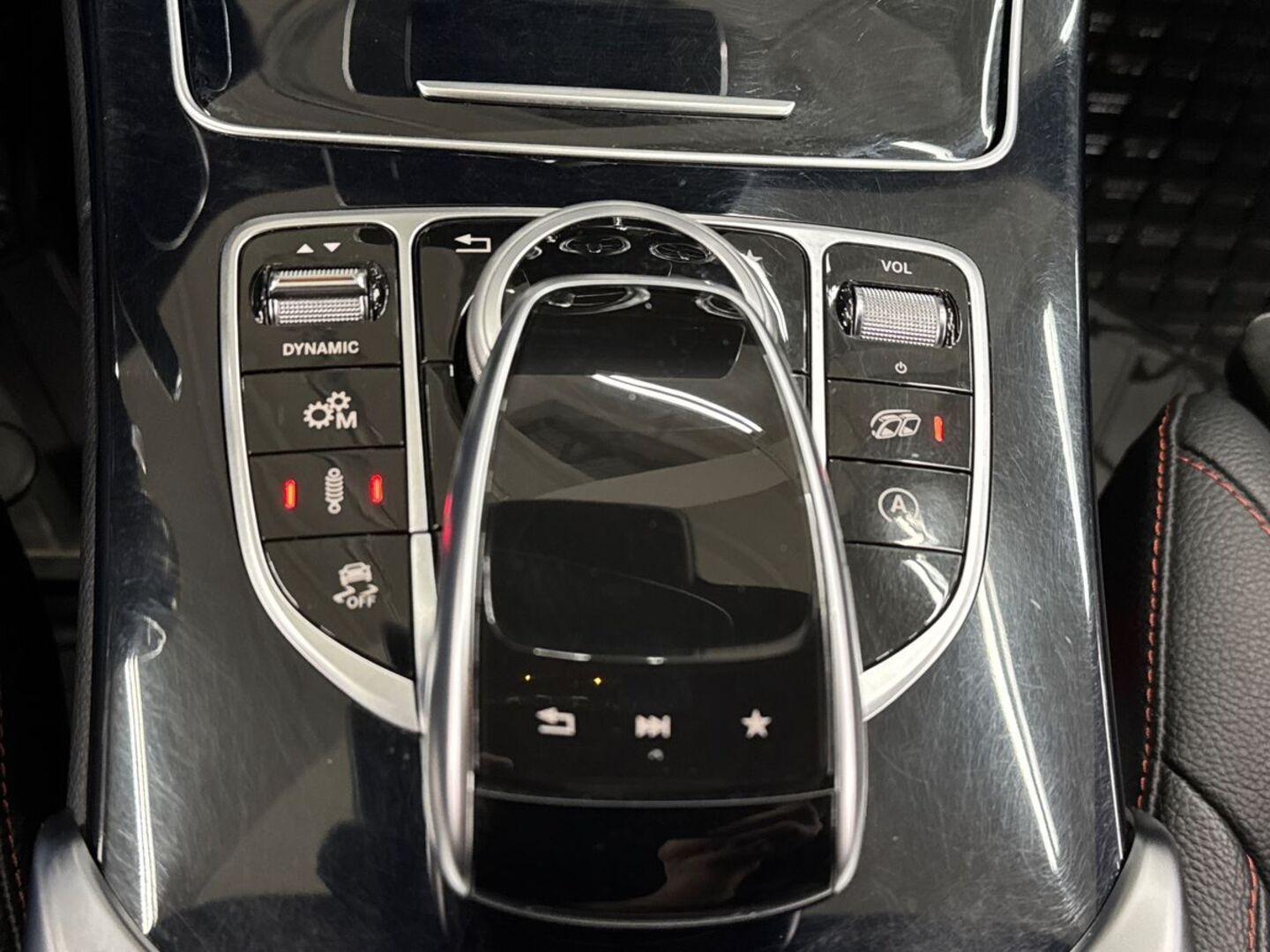 MERCEDES-BENZ C 2016