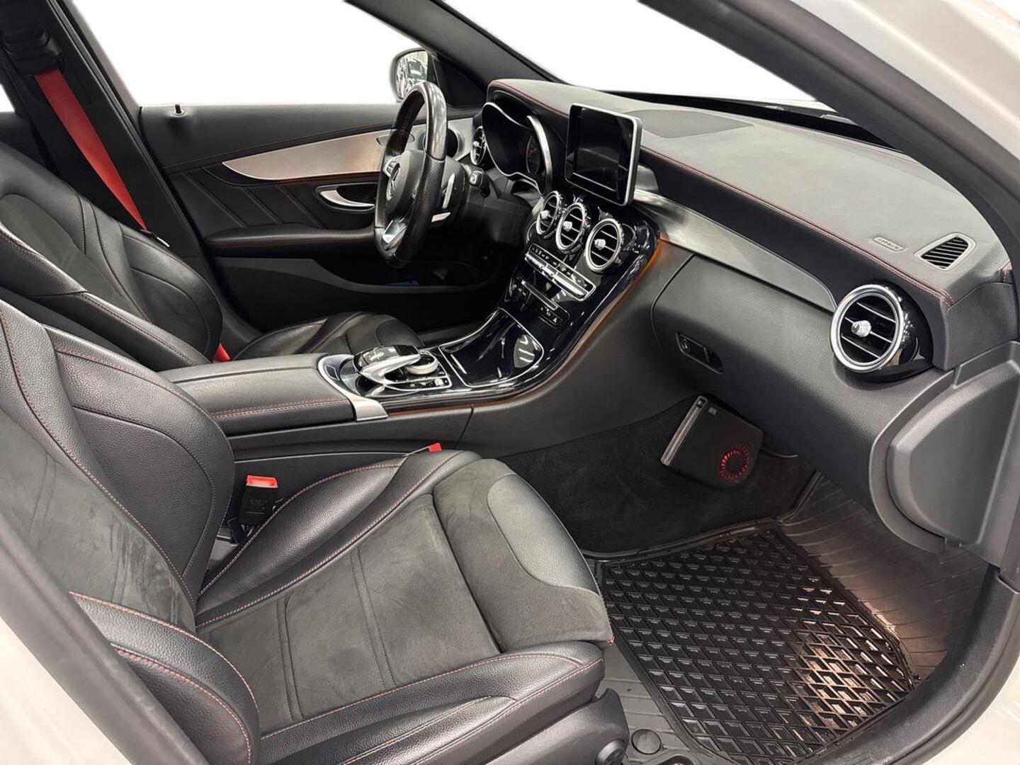 MERCEDES-BENZ C 2016