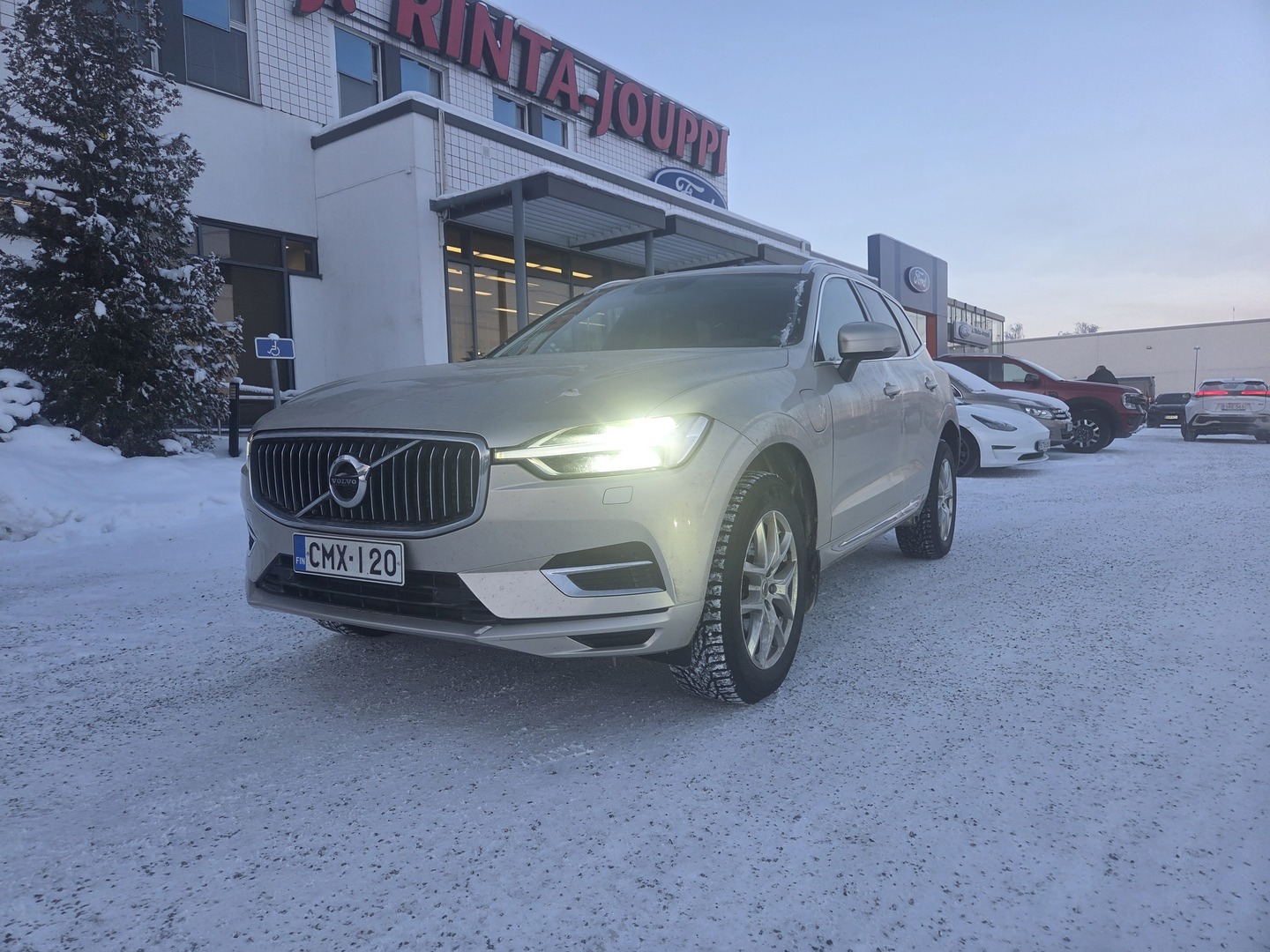VOLVO XC60 2019