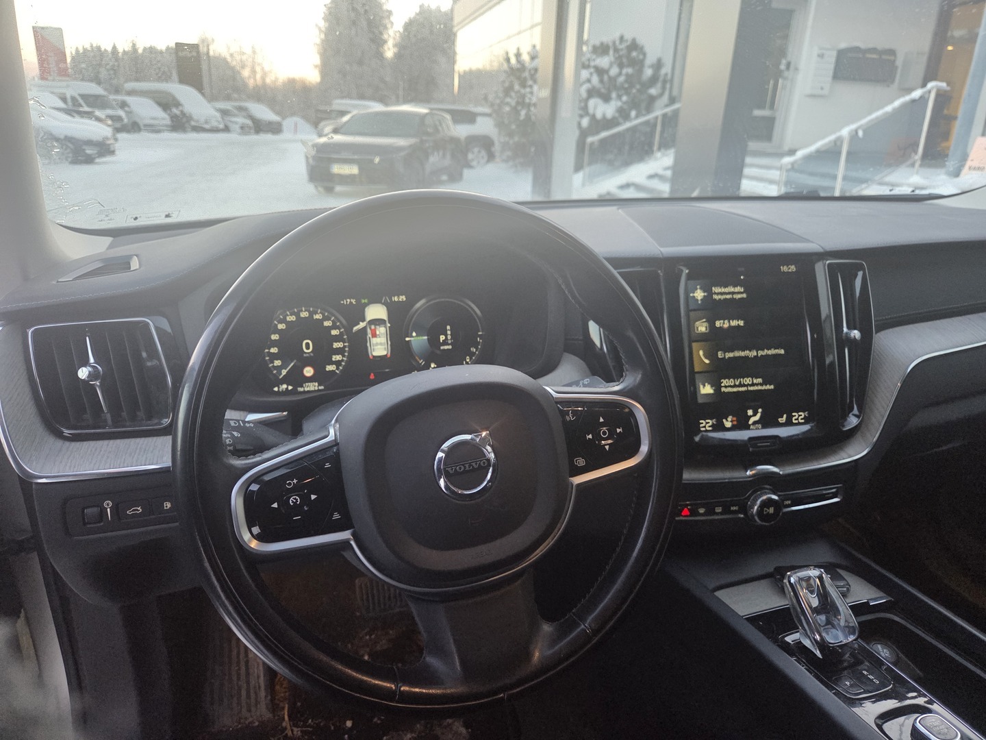 VOLVO XC60 2019
