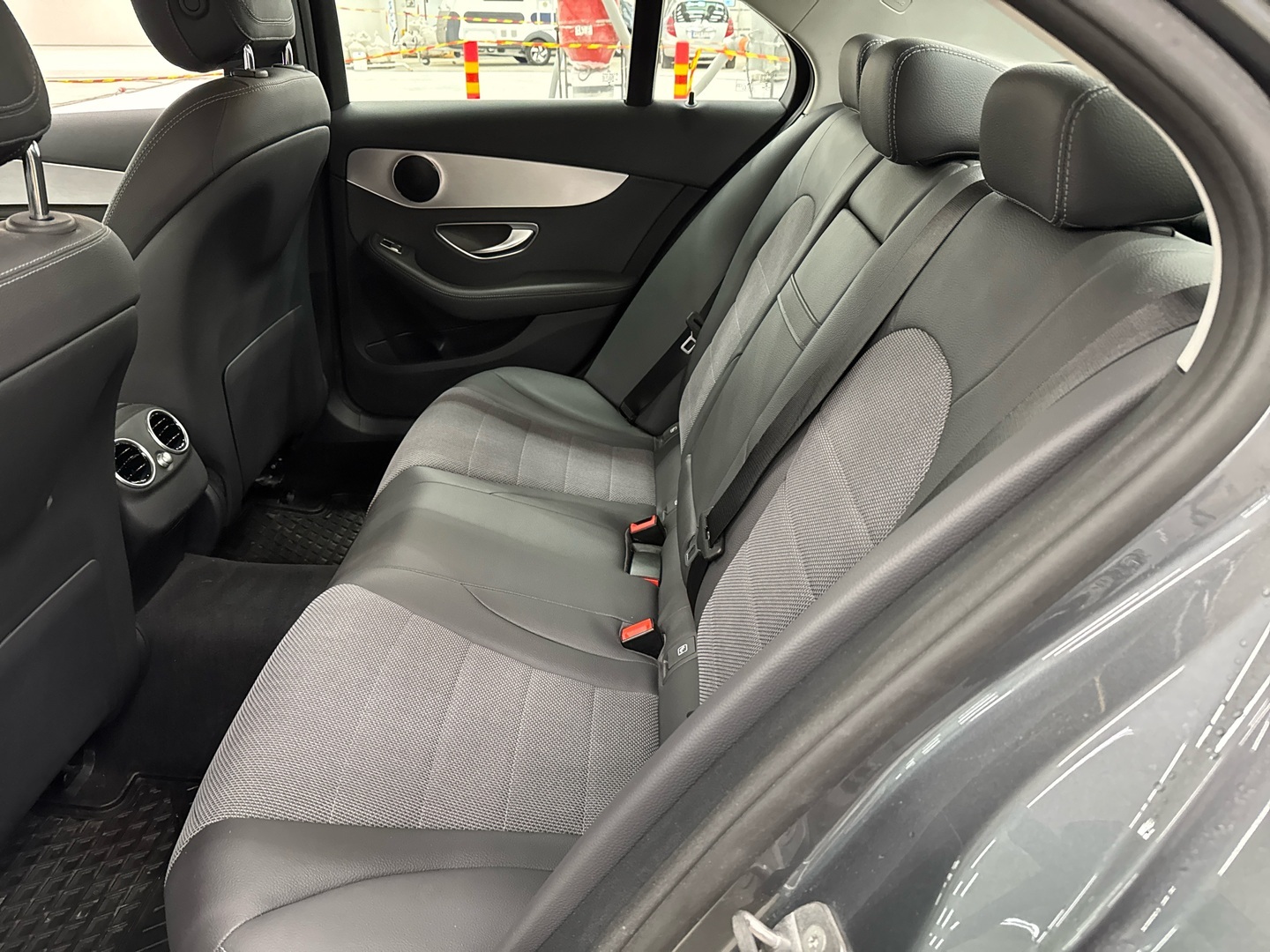 MERCEDES-BENZ C 2019